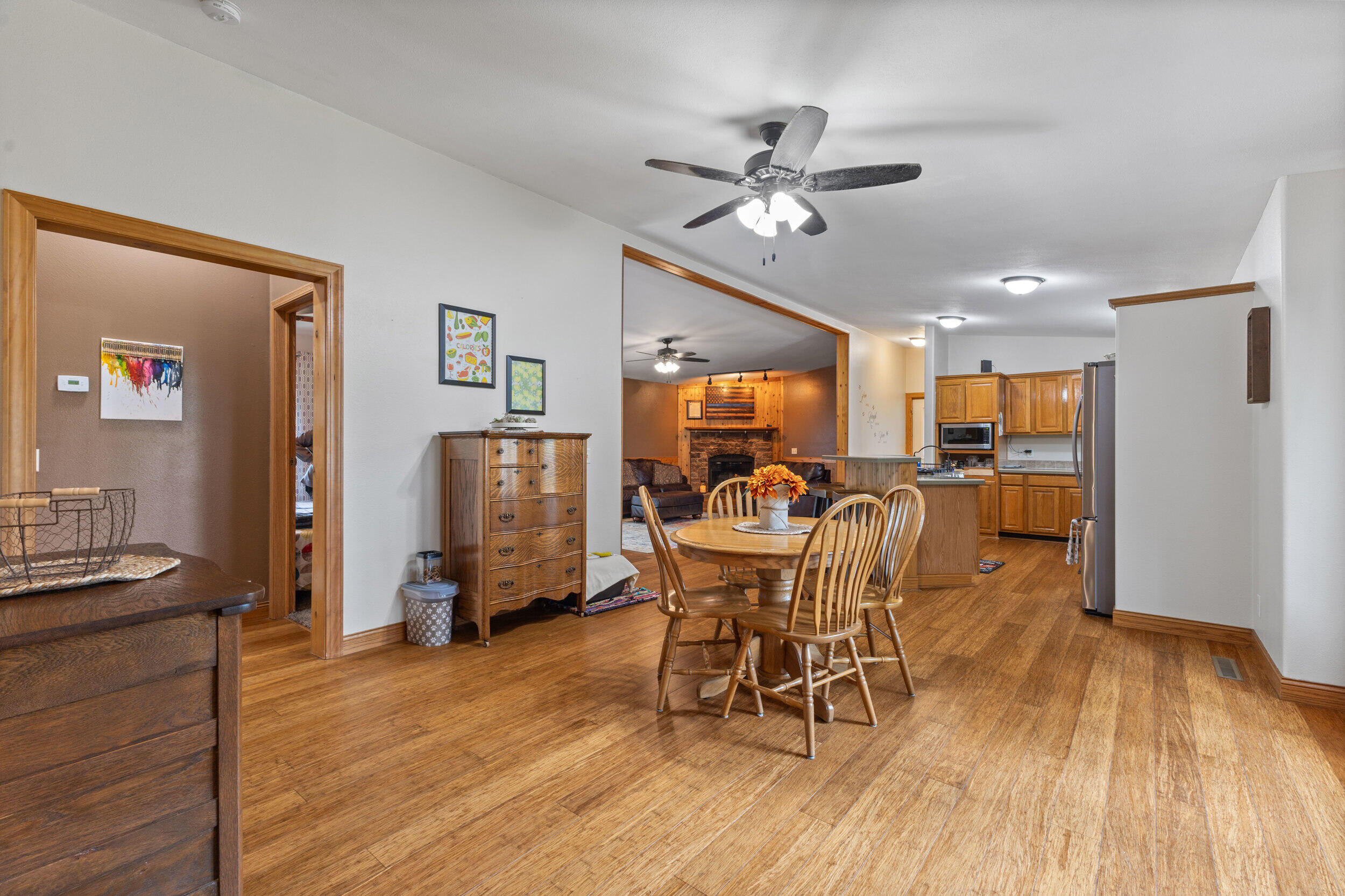 229 W 16th Street