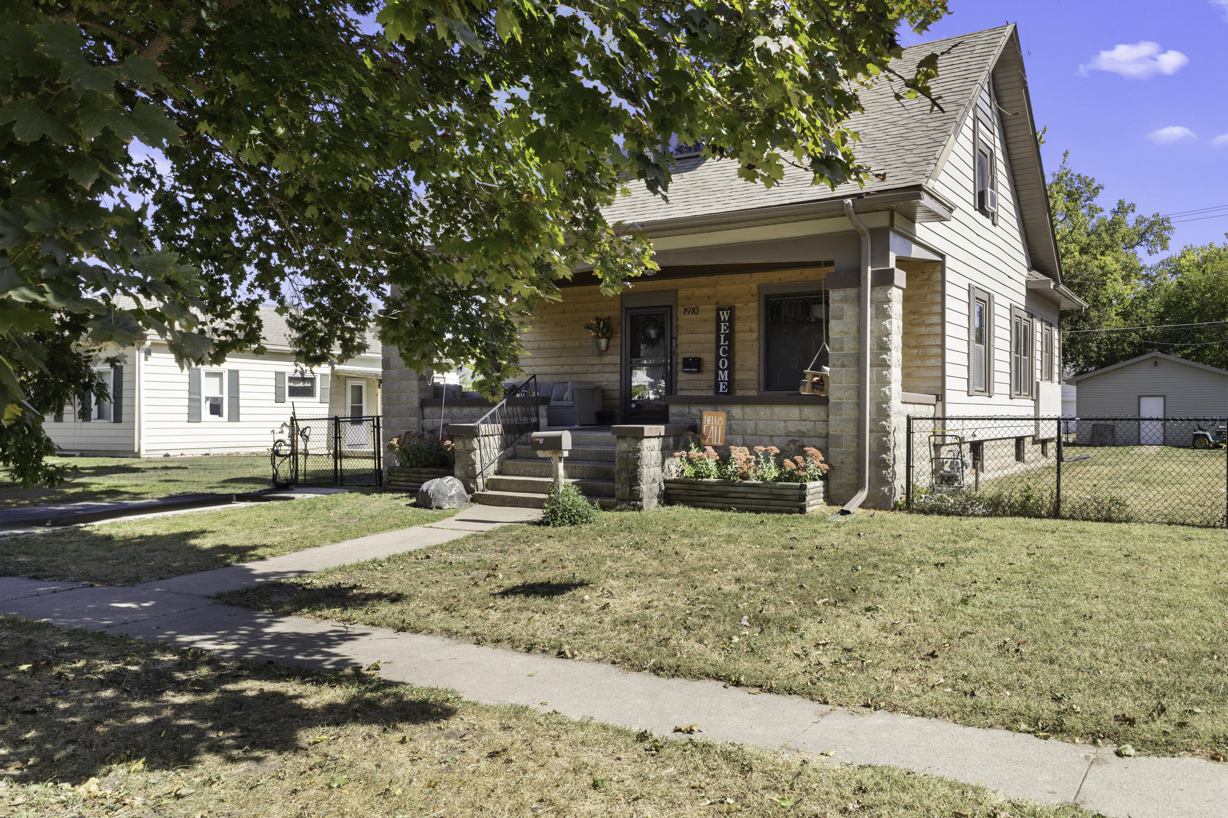 1910 Story Street