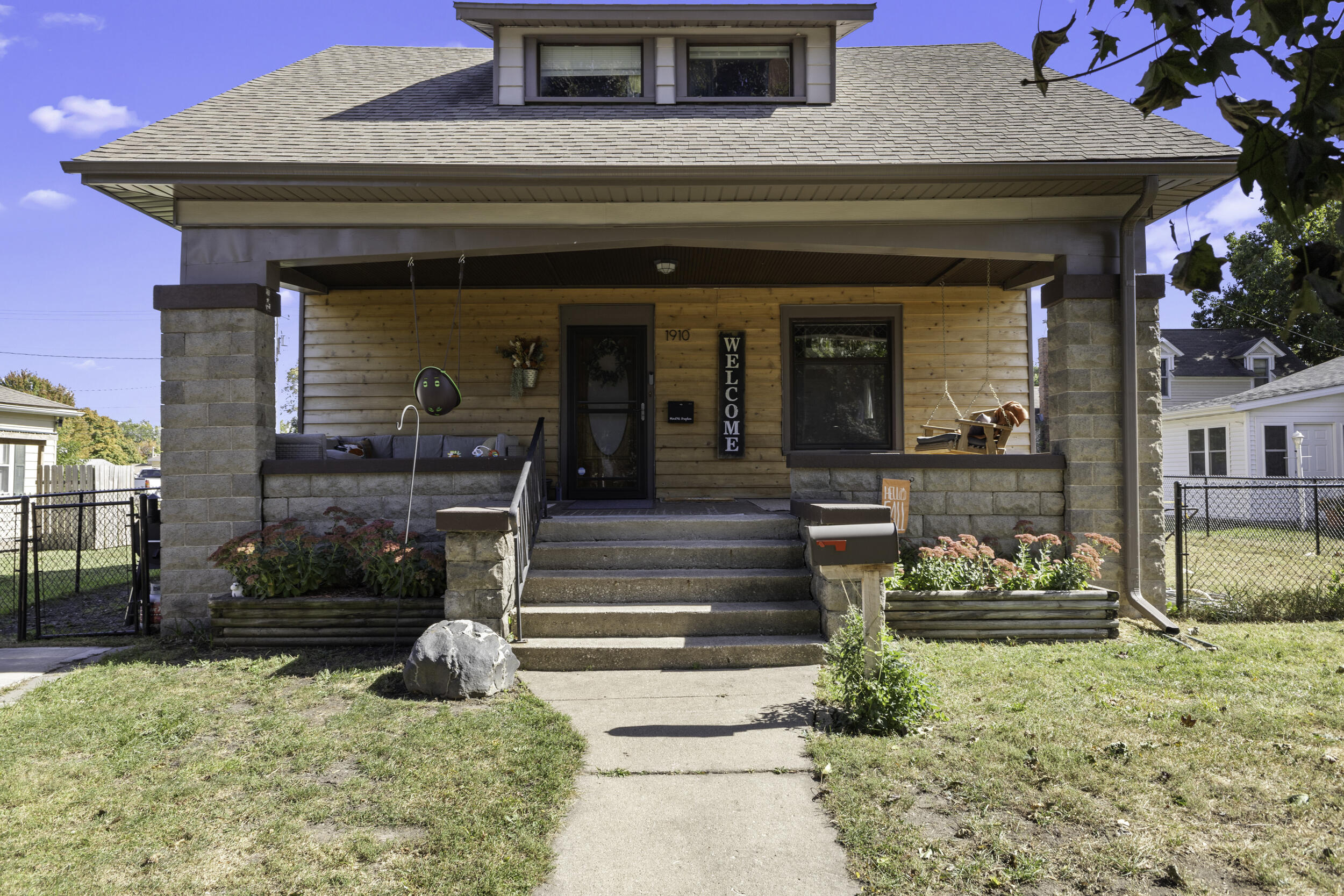 1910 Story Street