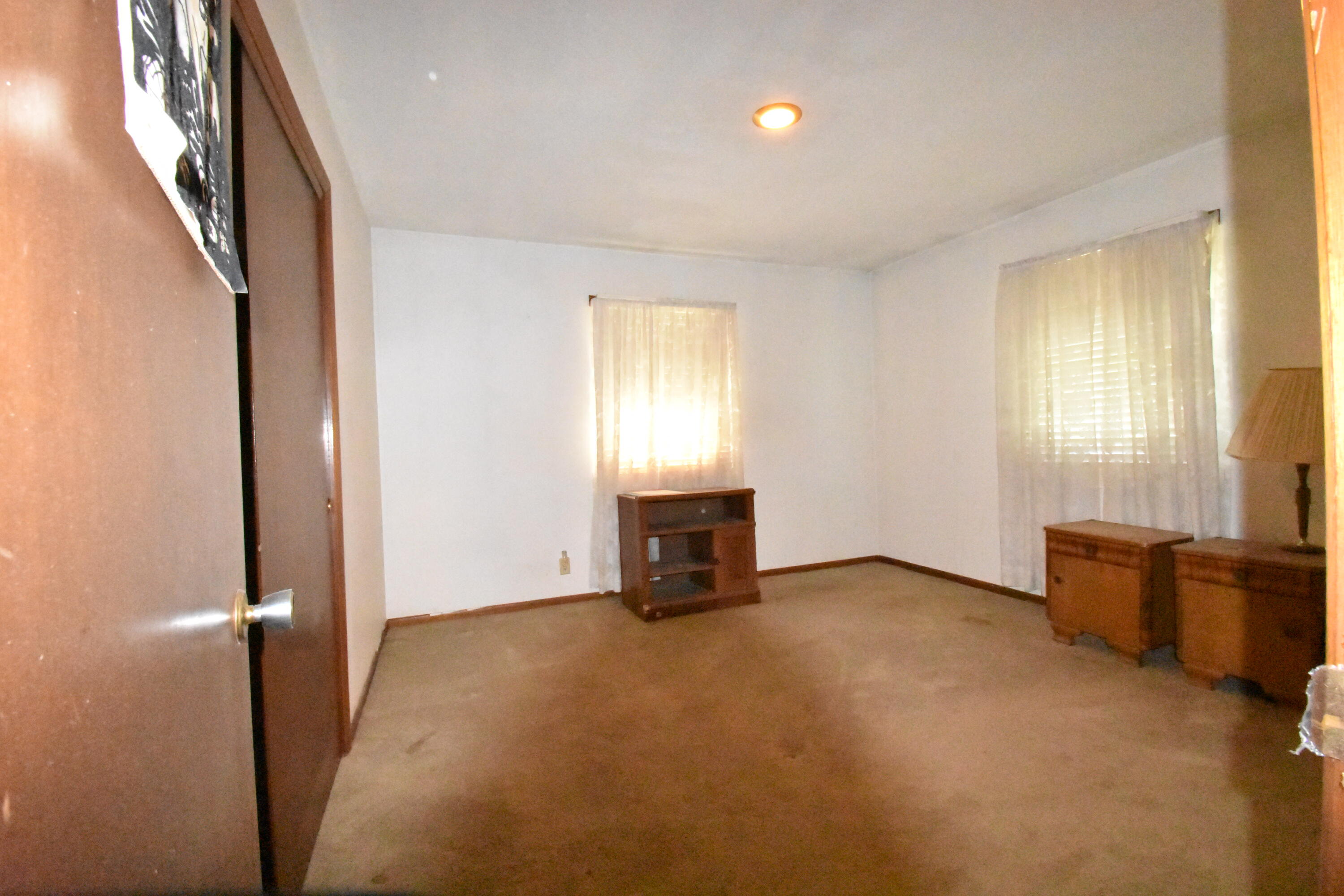 516 W 16th Street