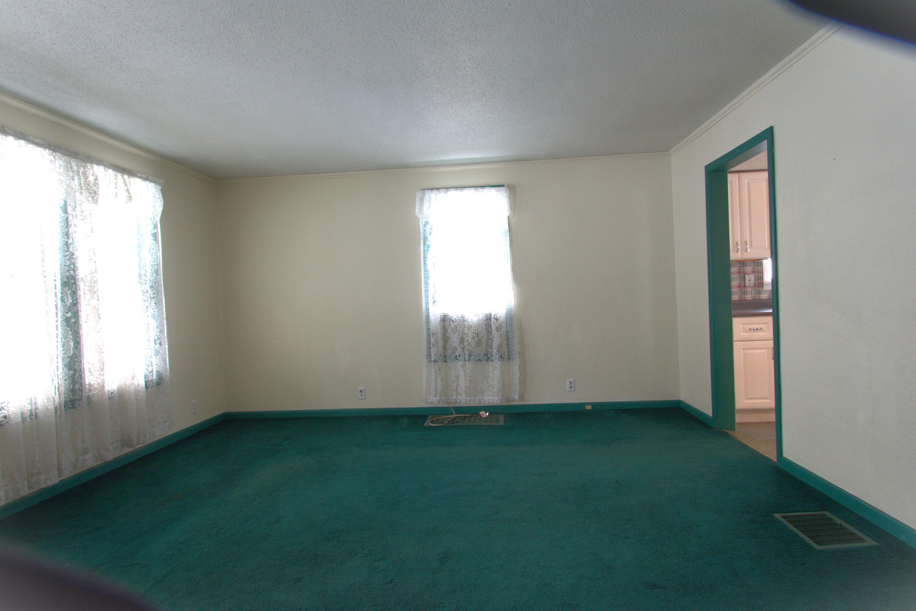 307 W 7th Street