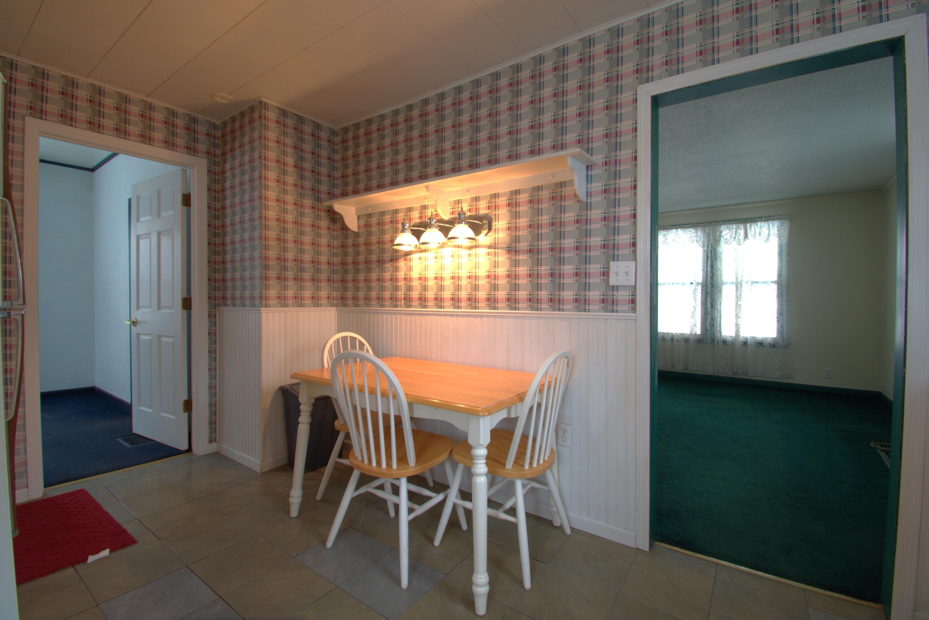 307 W 7th Street