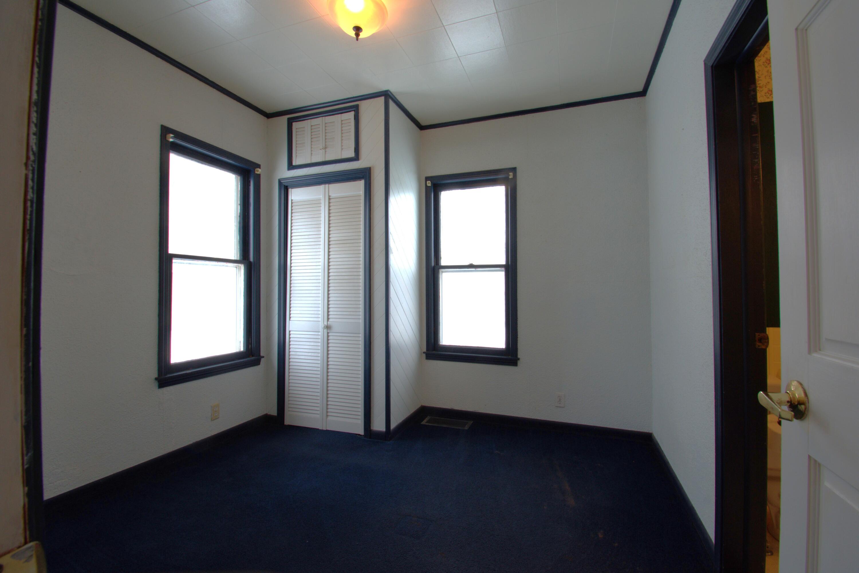 307 W 7th Street
