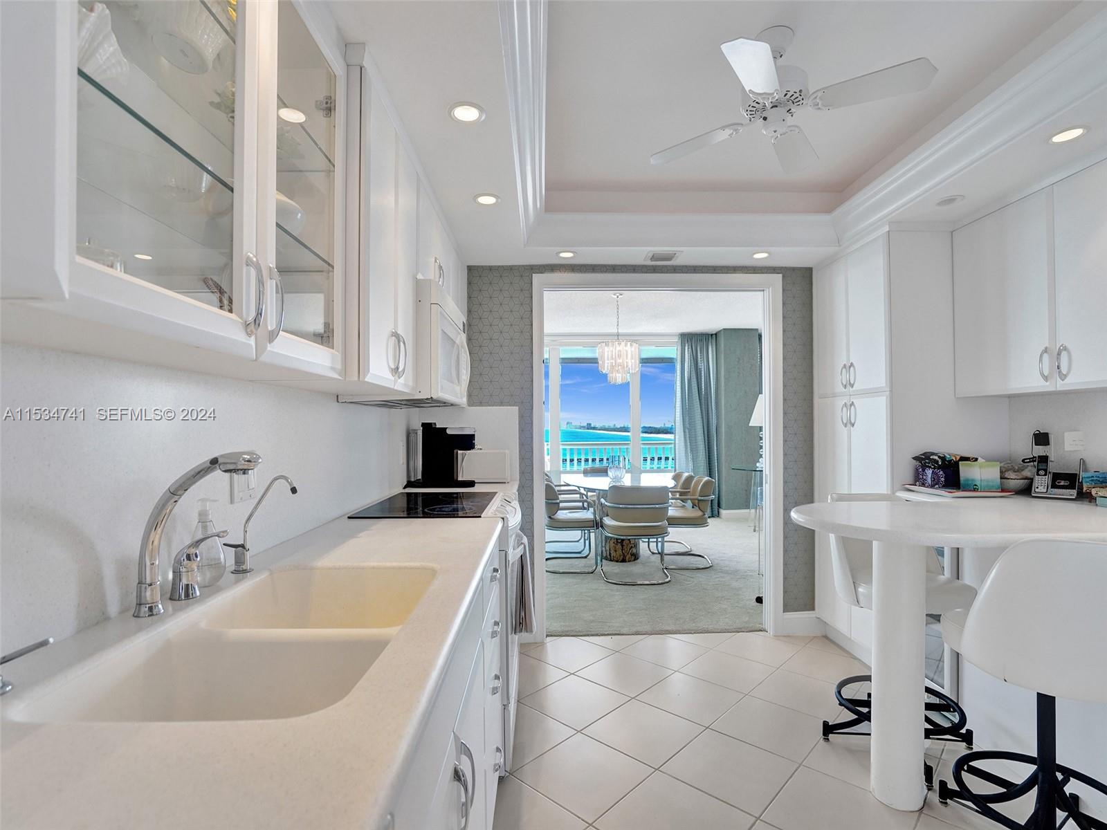 2200 S Ocean Lane 508
