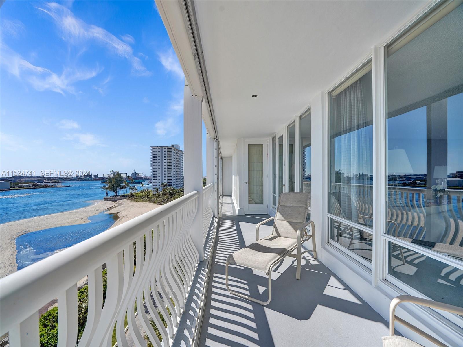 2200 S Ocean Lane 508