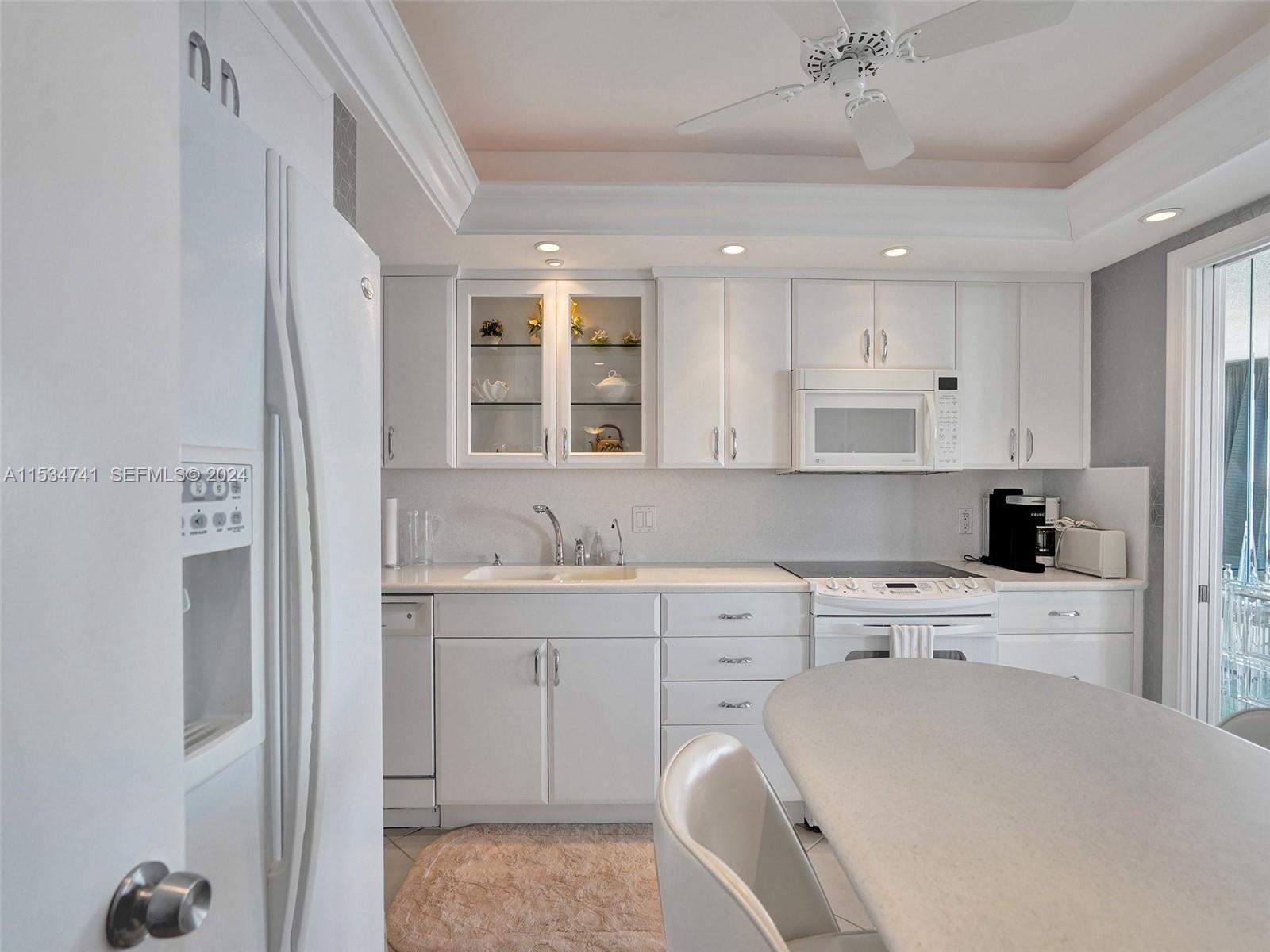 2200 S Ocean Lane 508