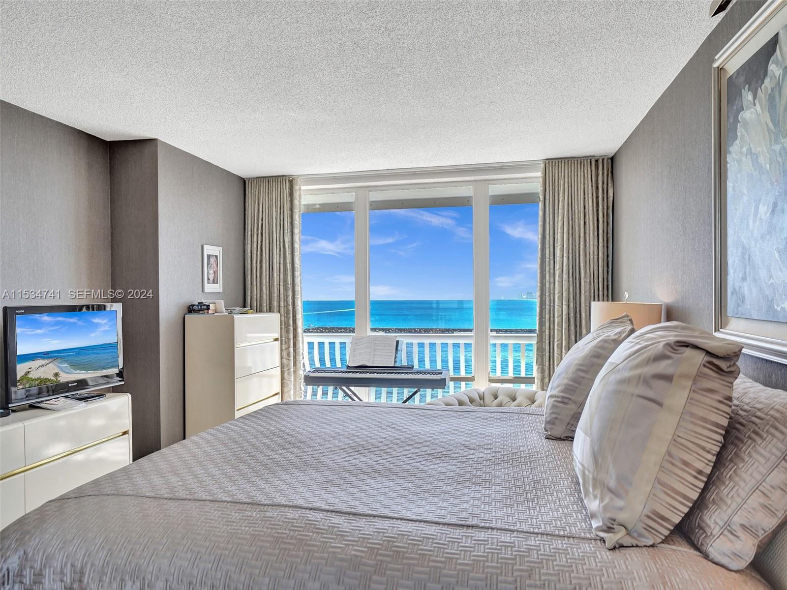 2200 S Ocean Lane 508