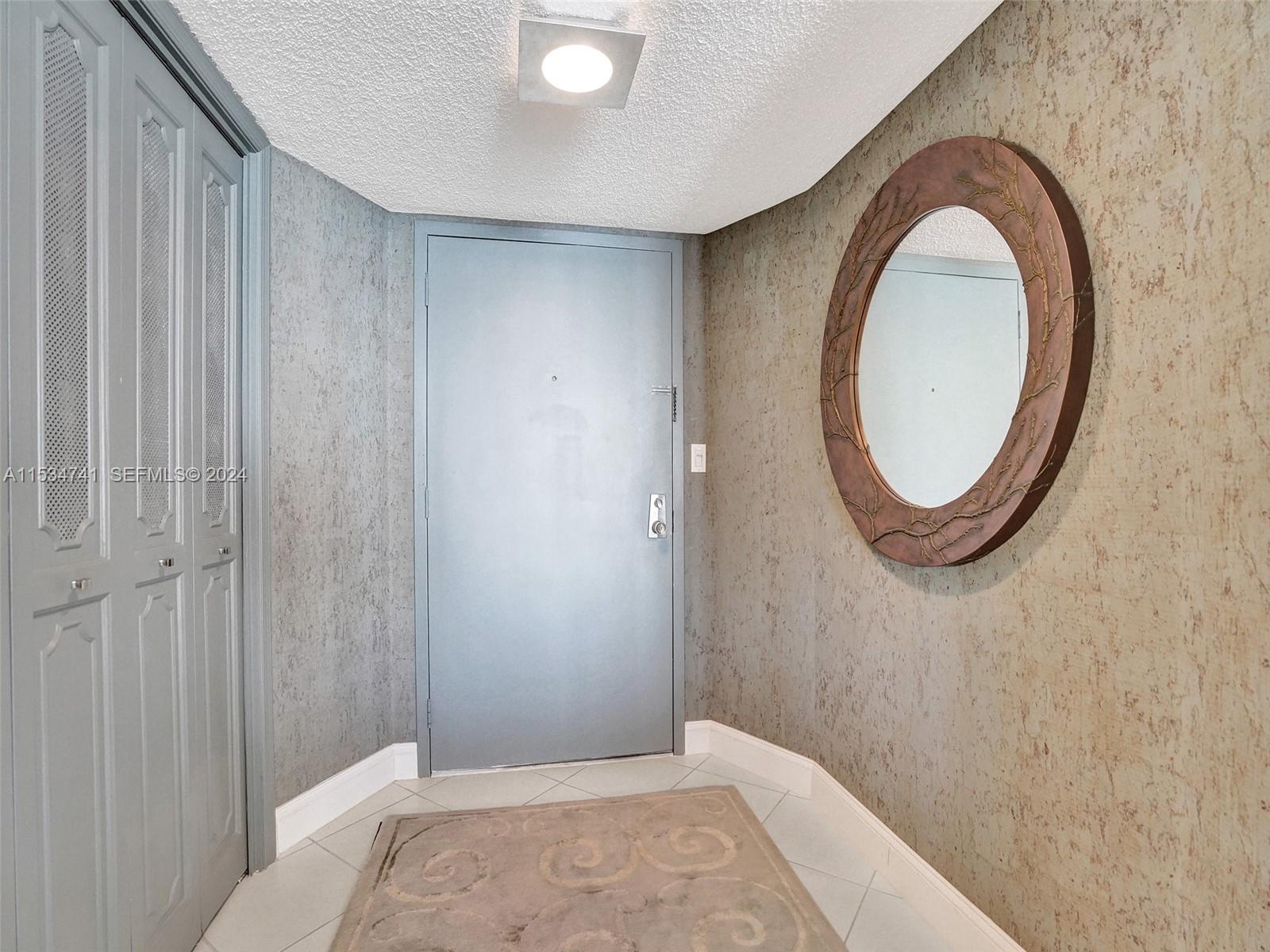 2200 S Ocean Lane 508