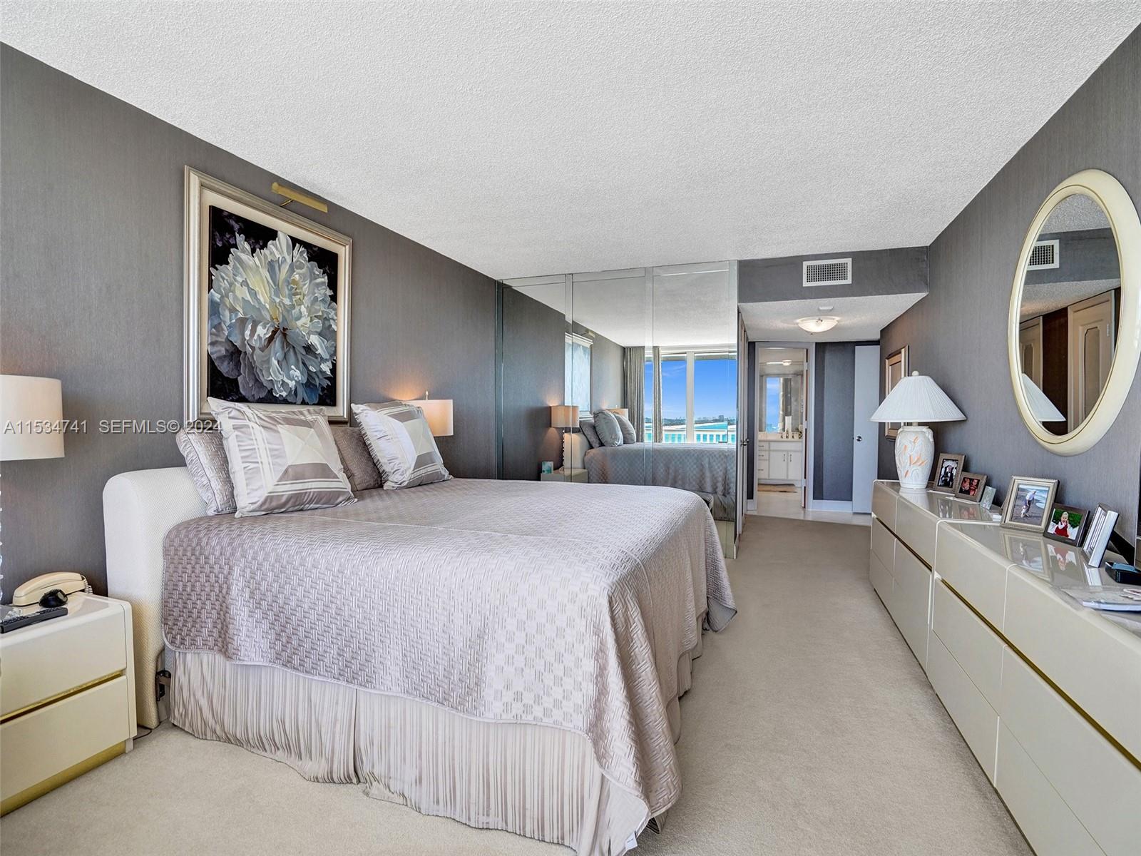 2200 S Ocean Lane 508
