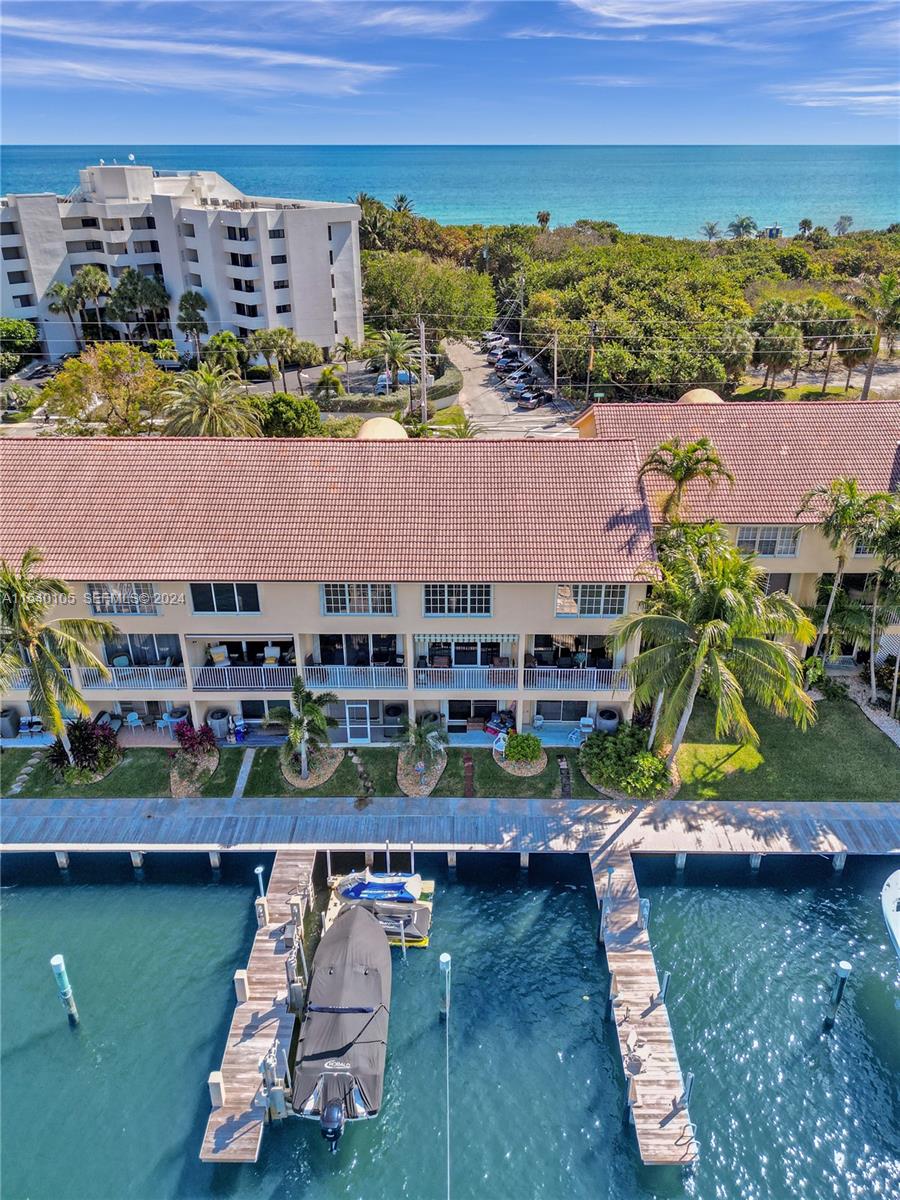 4212 N Ocean Drive
