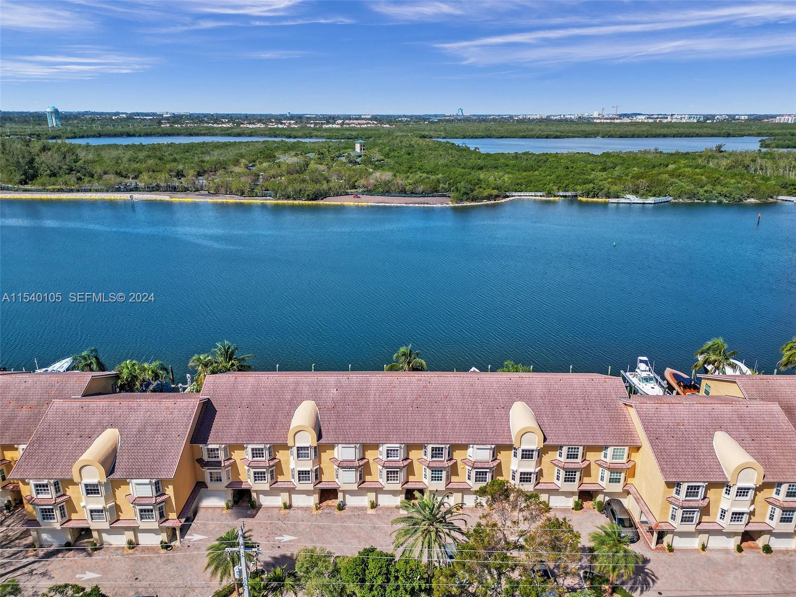 4212 N Ocean Drive