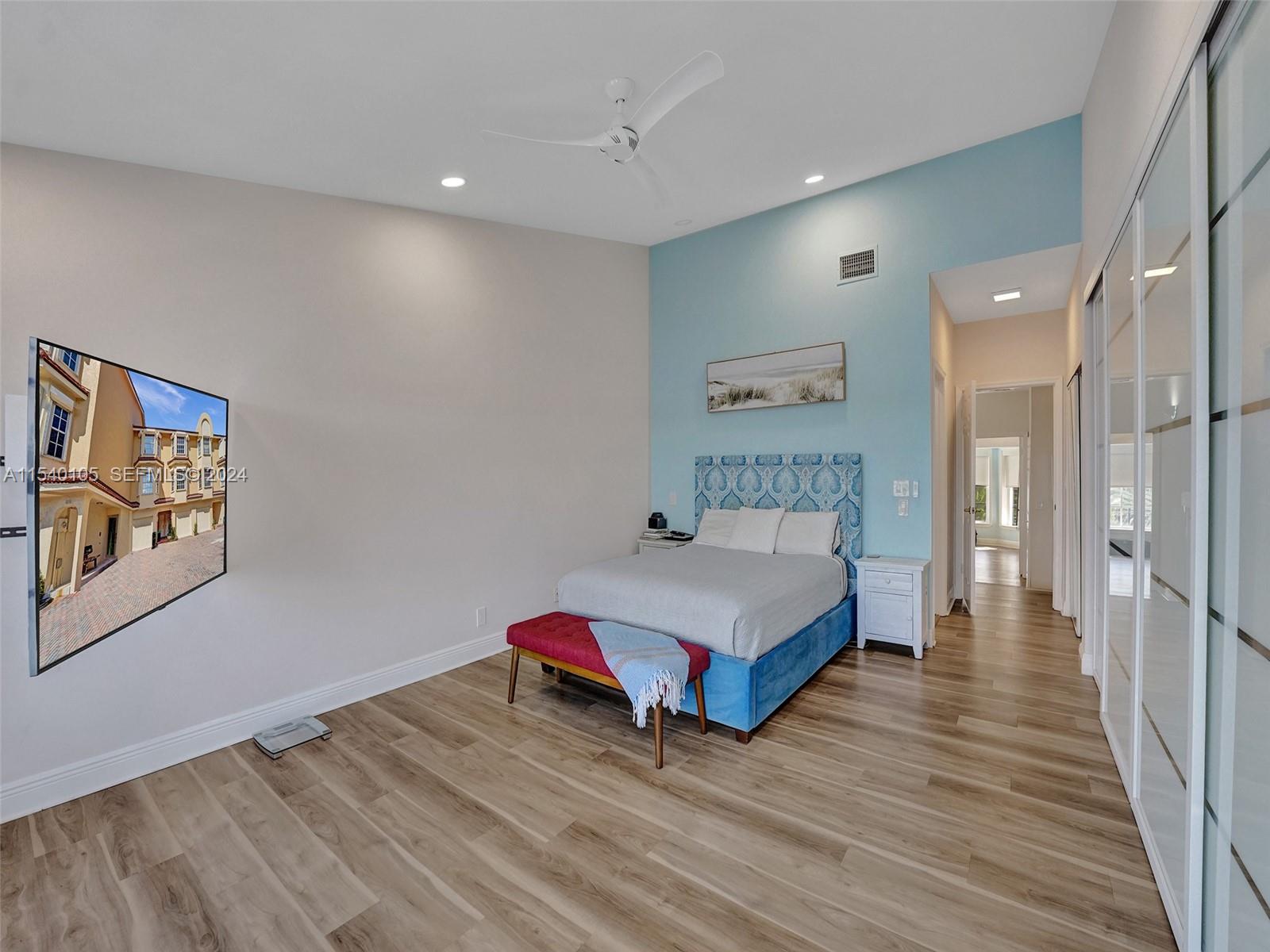 4212 N Ocean Drive