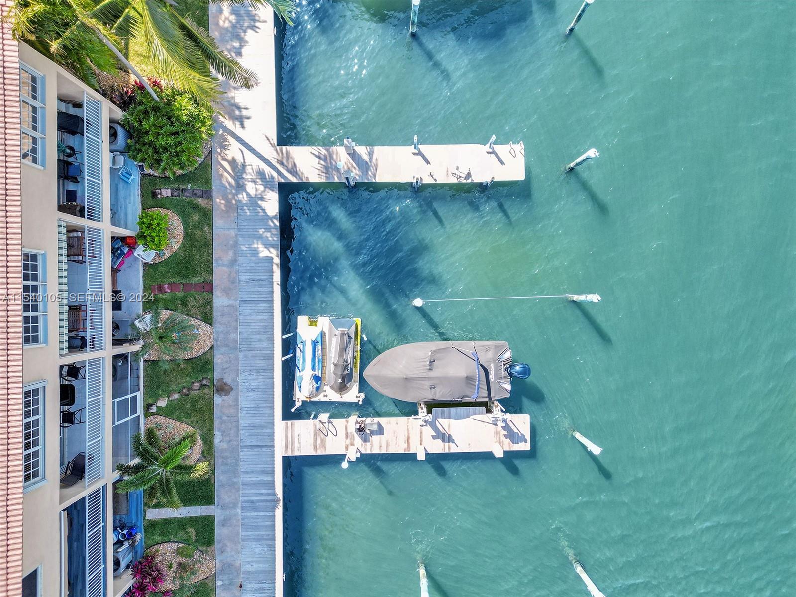 4212 N Ocean Drive