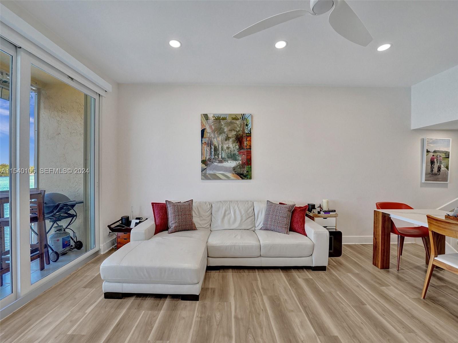 4212 N Ocean Drive