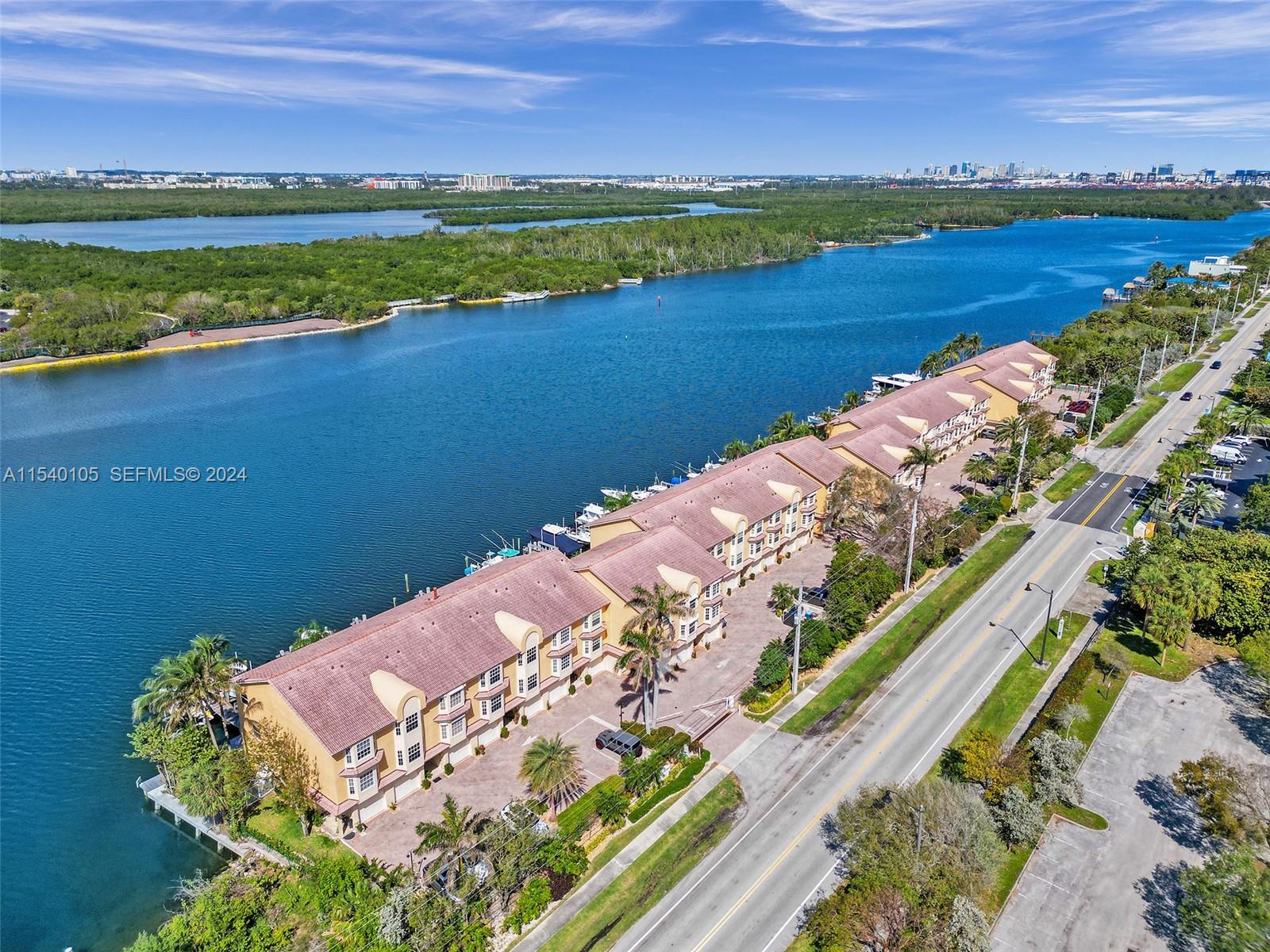 4212 N Ocean Drive