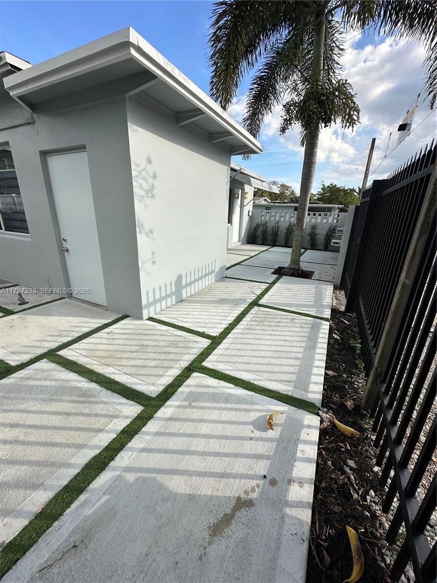 1300 NW 7th Terrace