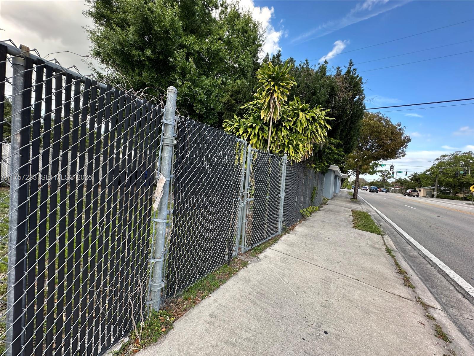 1300 NW 7th Terrace