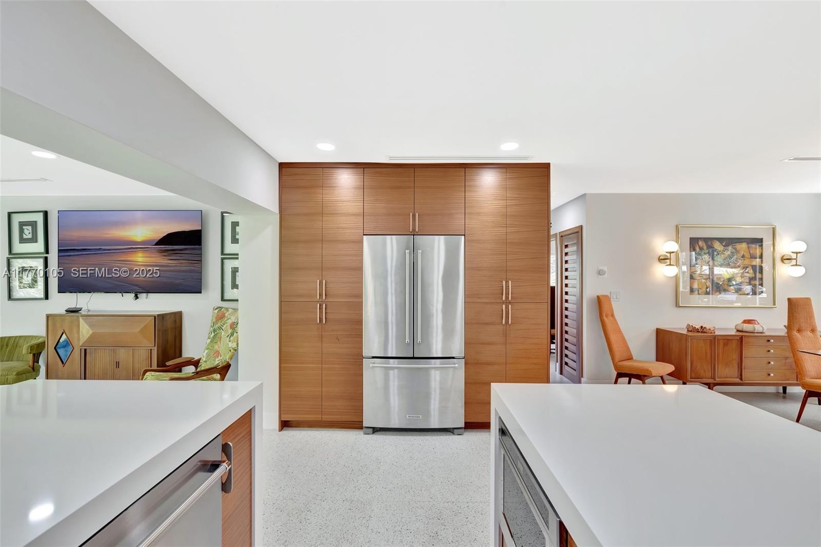 6780 Orchid Drive