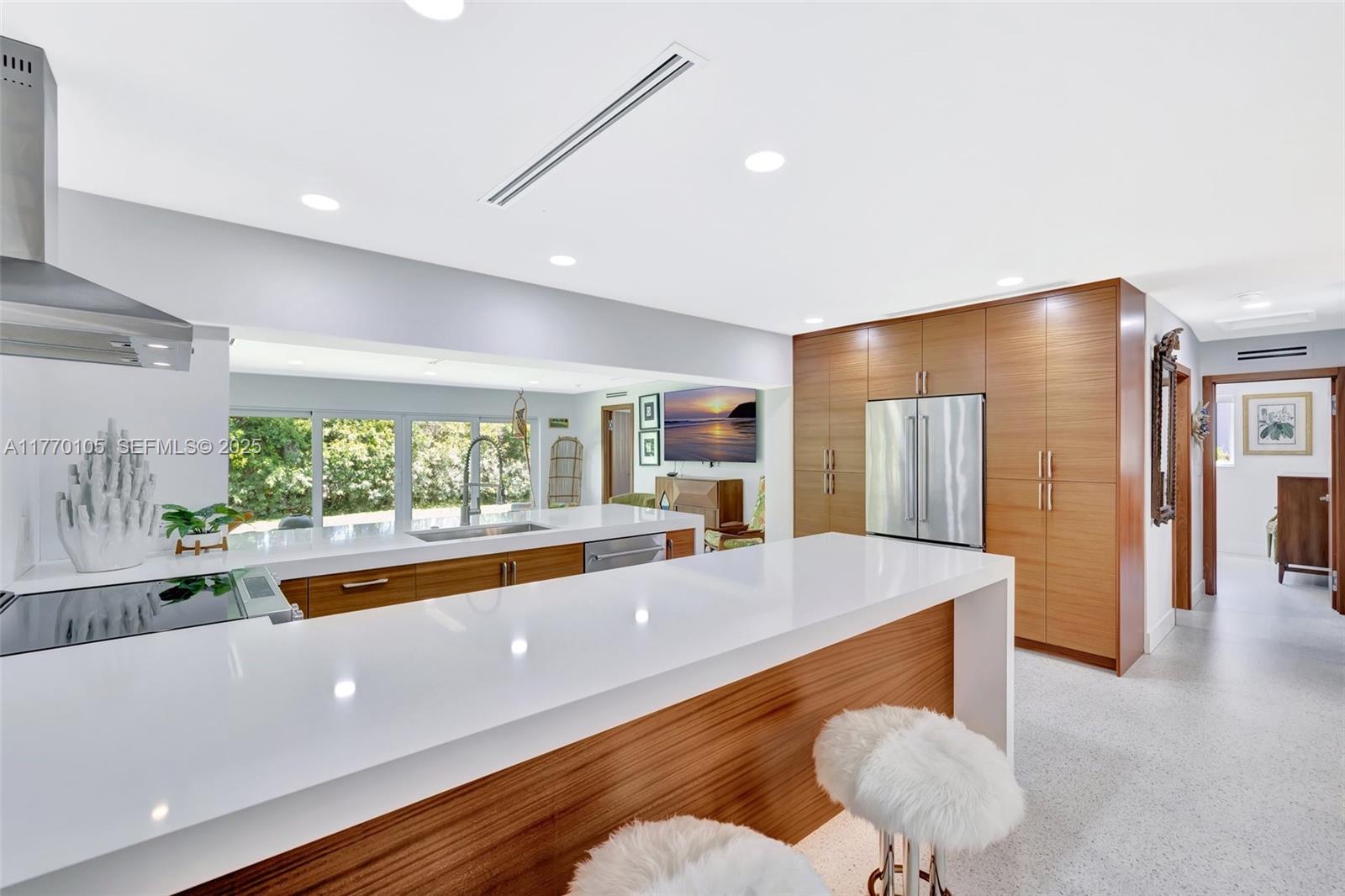 6780 Orchid Drive