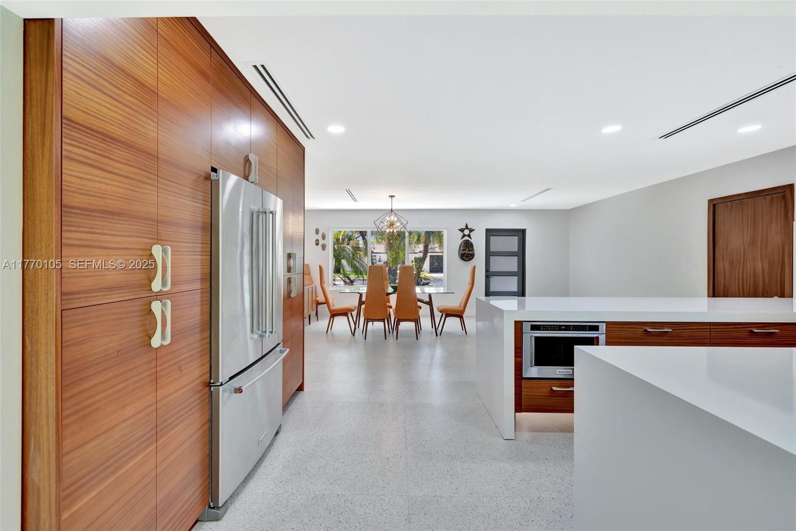 6780 Orchid Drive