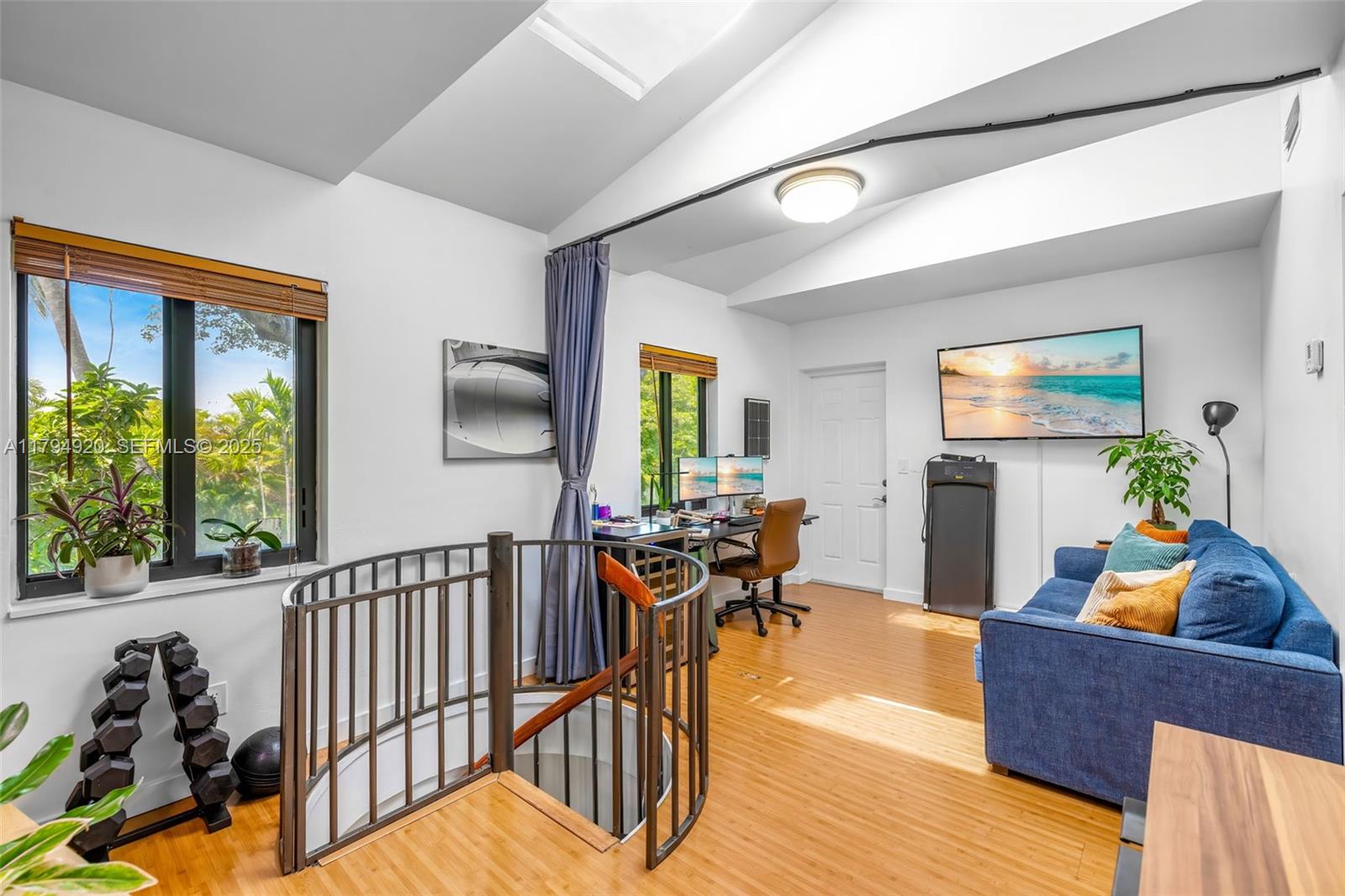 801 NE 18th Avenue 14
