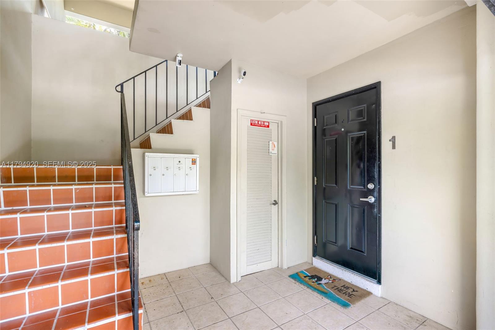 801 NE 18th Avenue 14