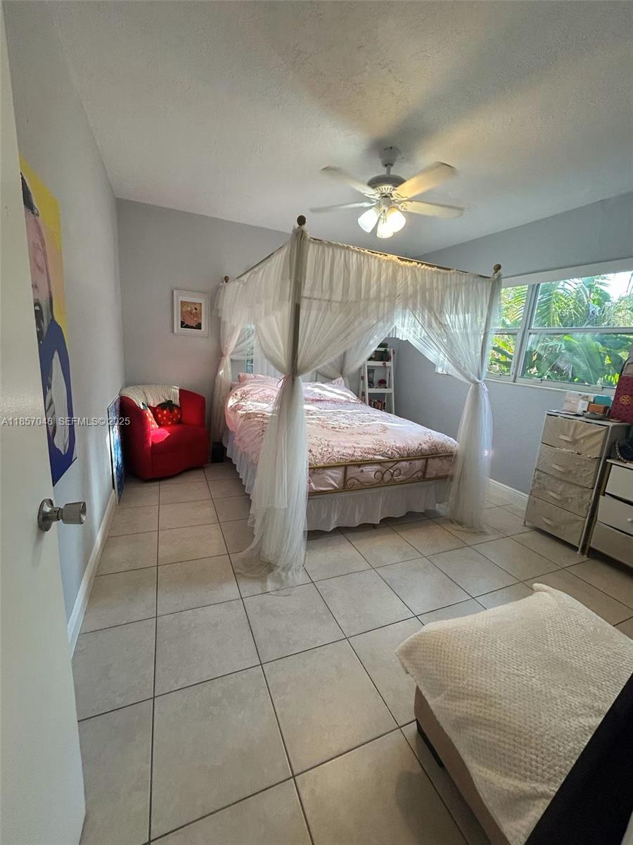 1412 NE 12th Street 1412