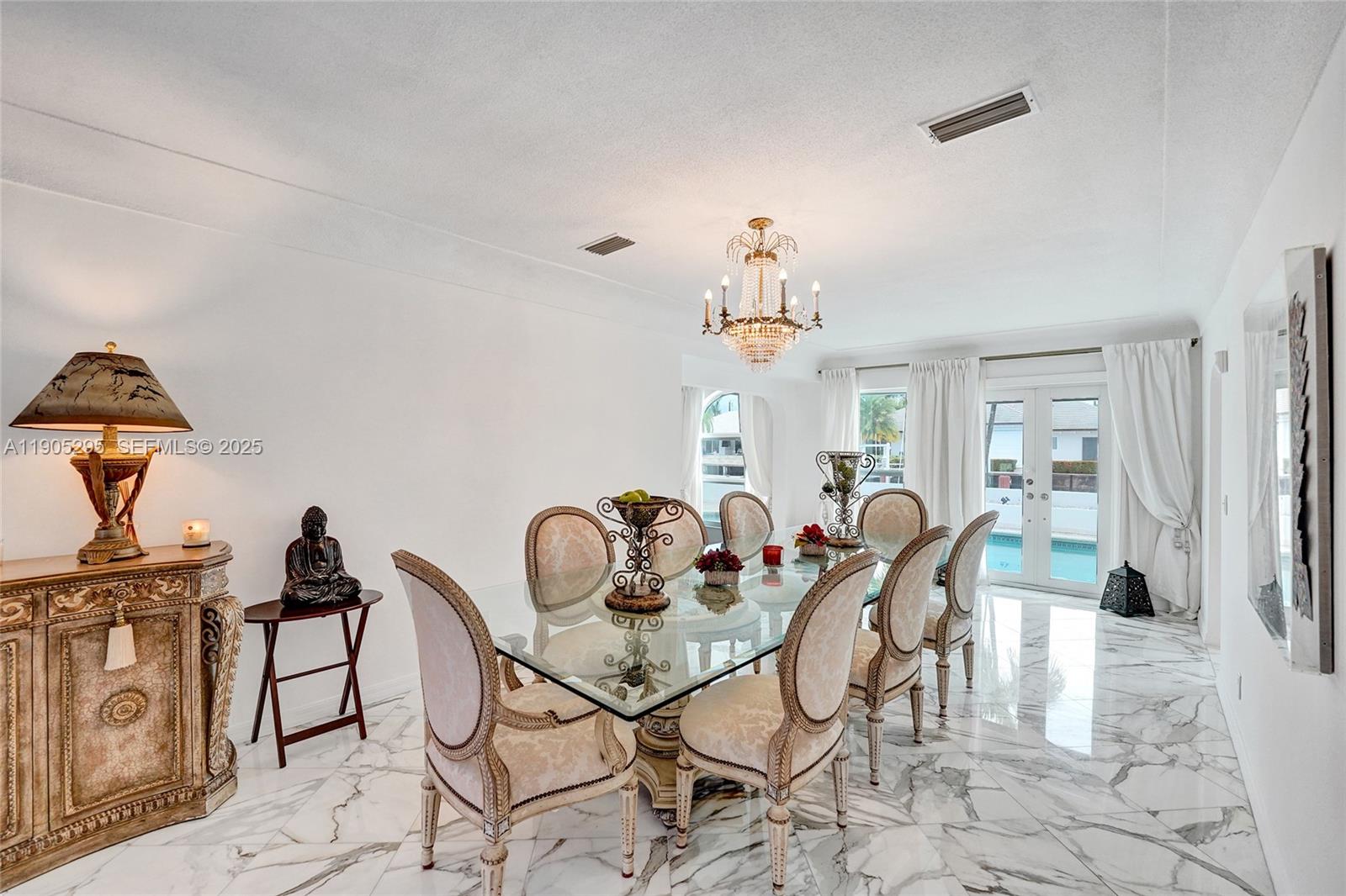 2889 NE 35th Street