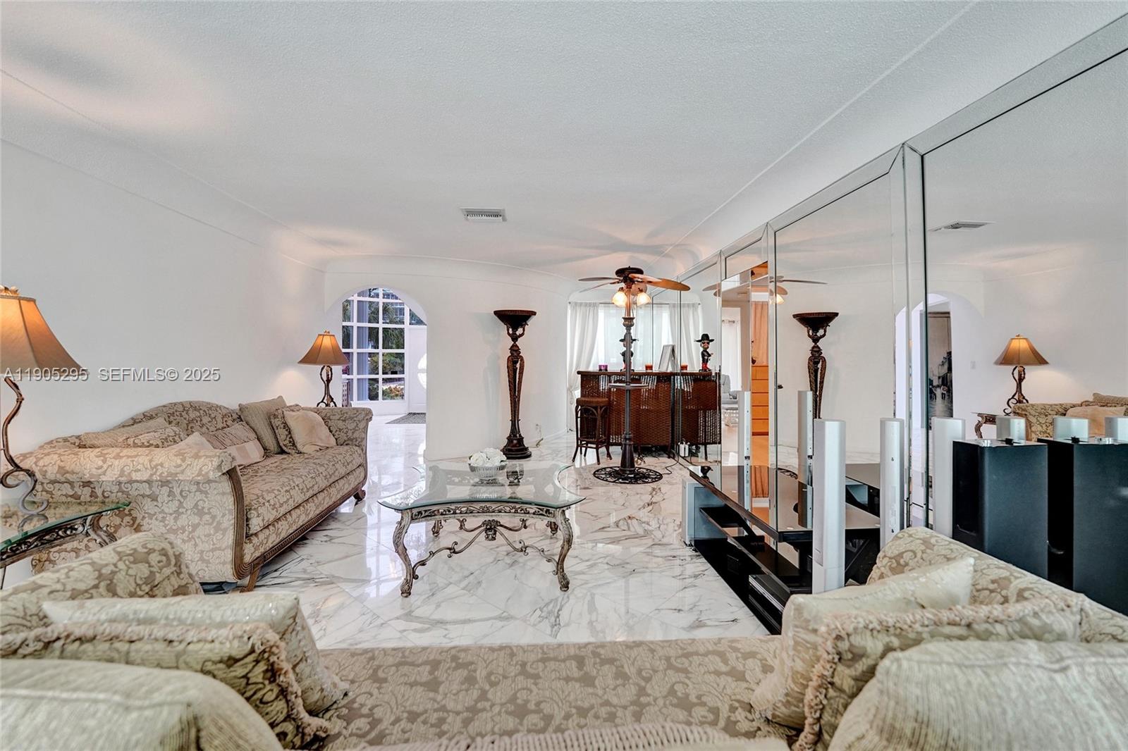 2889 NE 35th Street