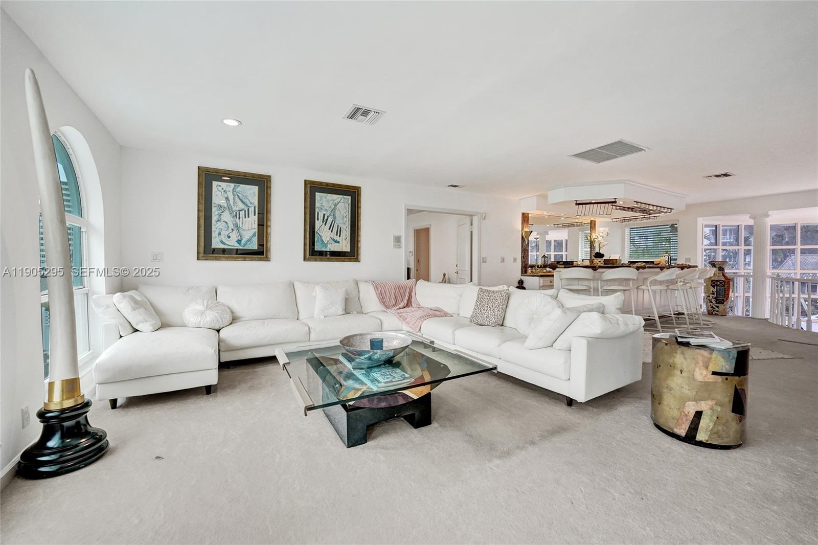 2889 NE 35th Street