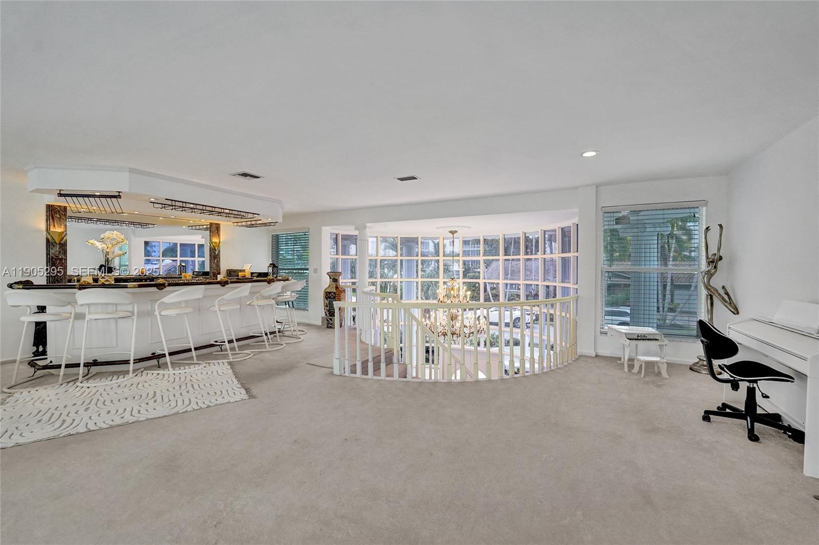 2889 NE 35th Street