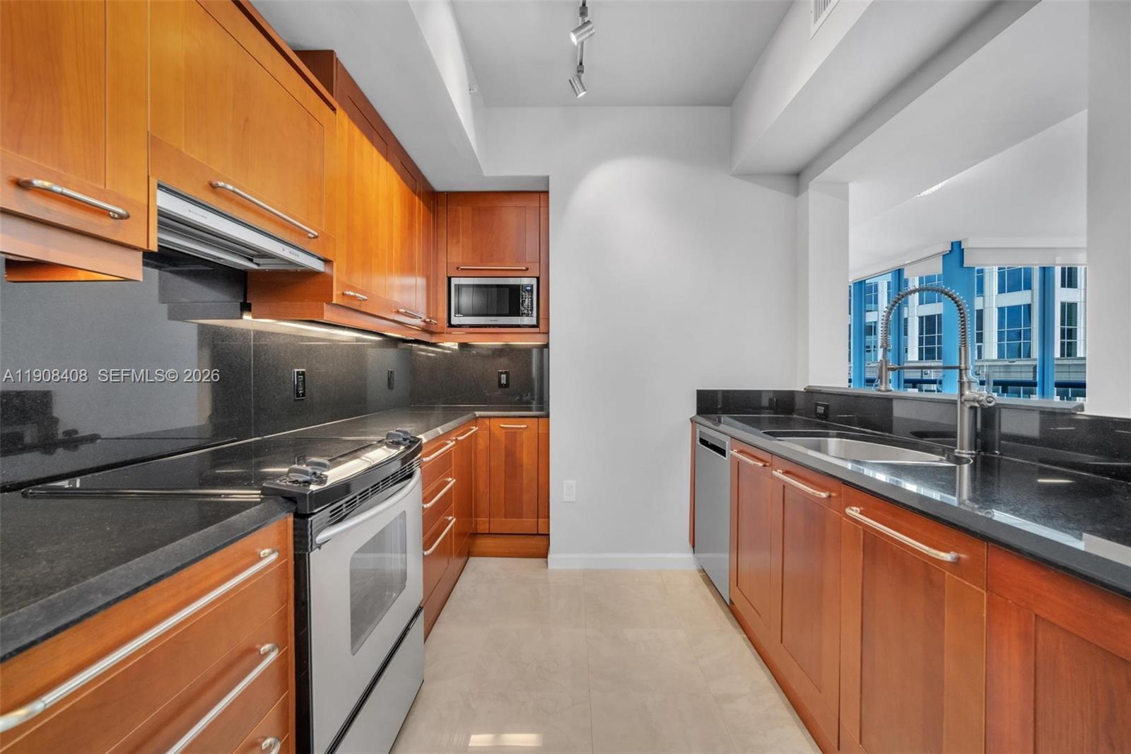 333 Las Olas Way 1208