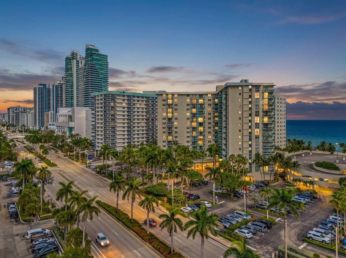3801 S Ocean Drive 7V