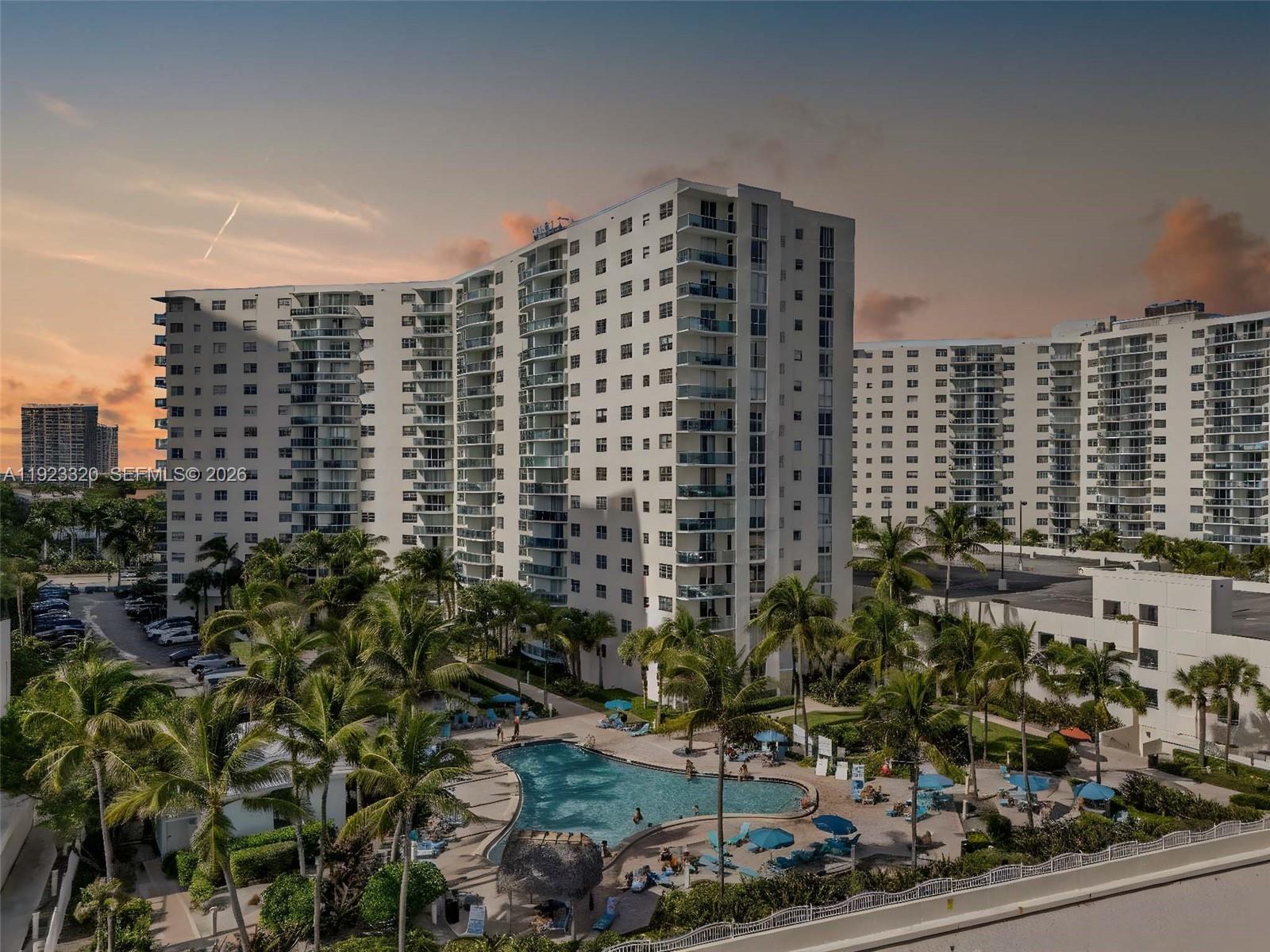 3901 S Ocean Drive 10L
