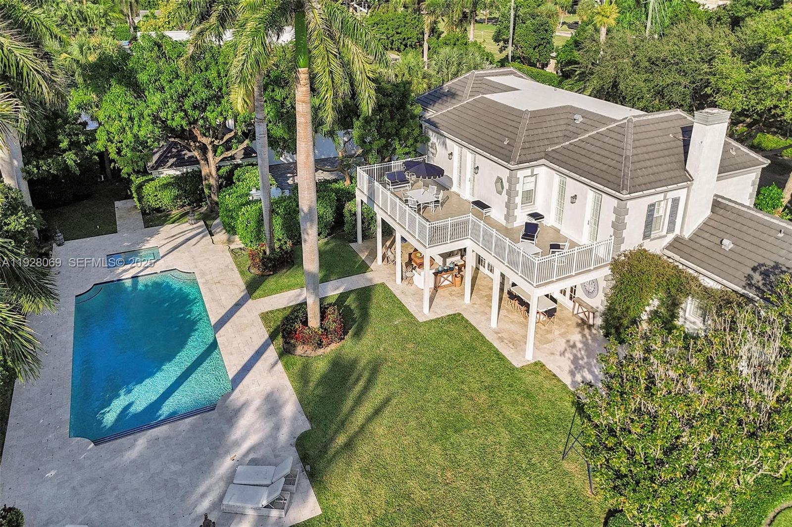 1281 Banyan Road