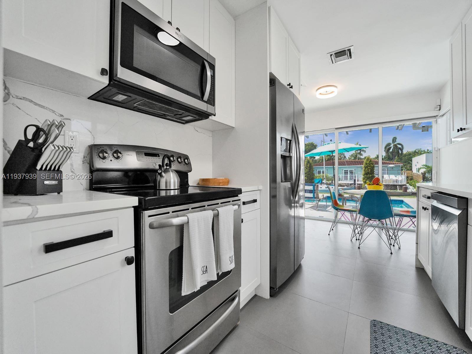 1108 Tangelo Isle