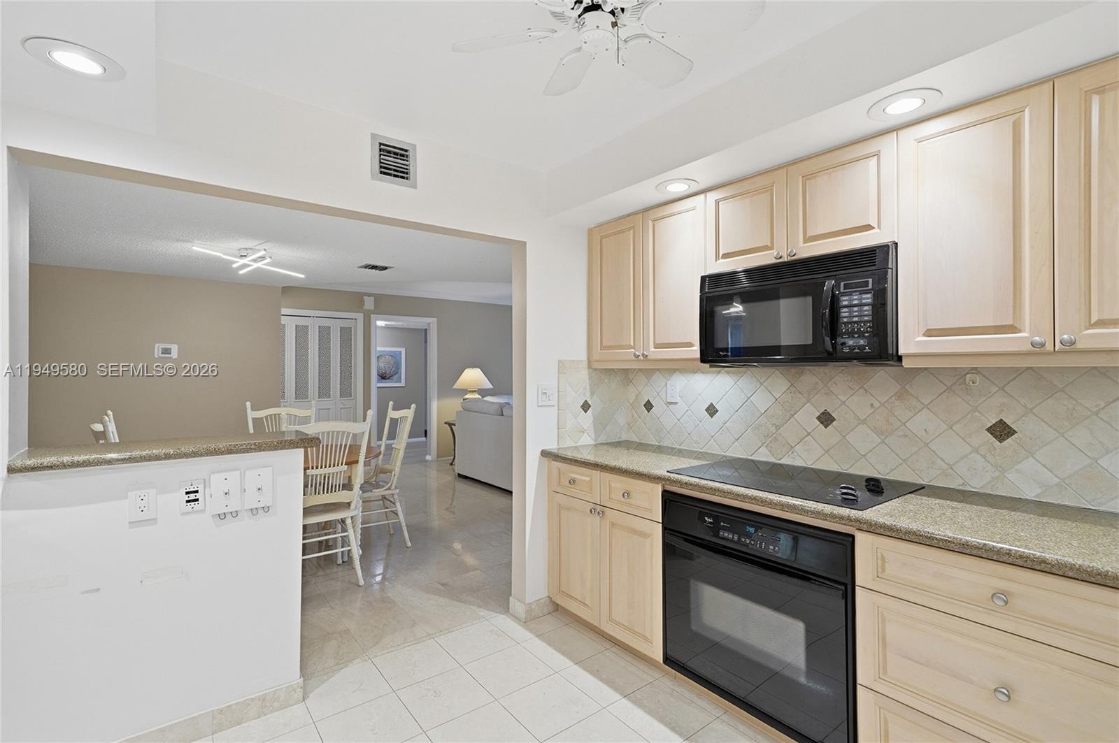 2100 S Ocean Lane 503