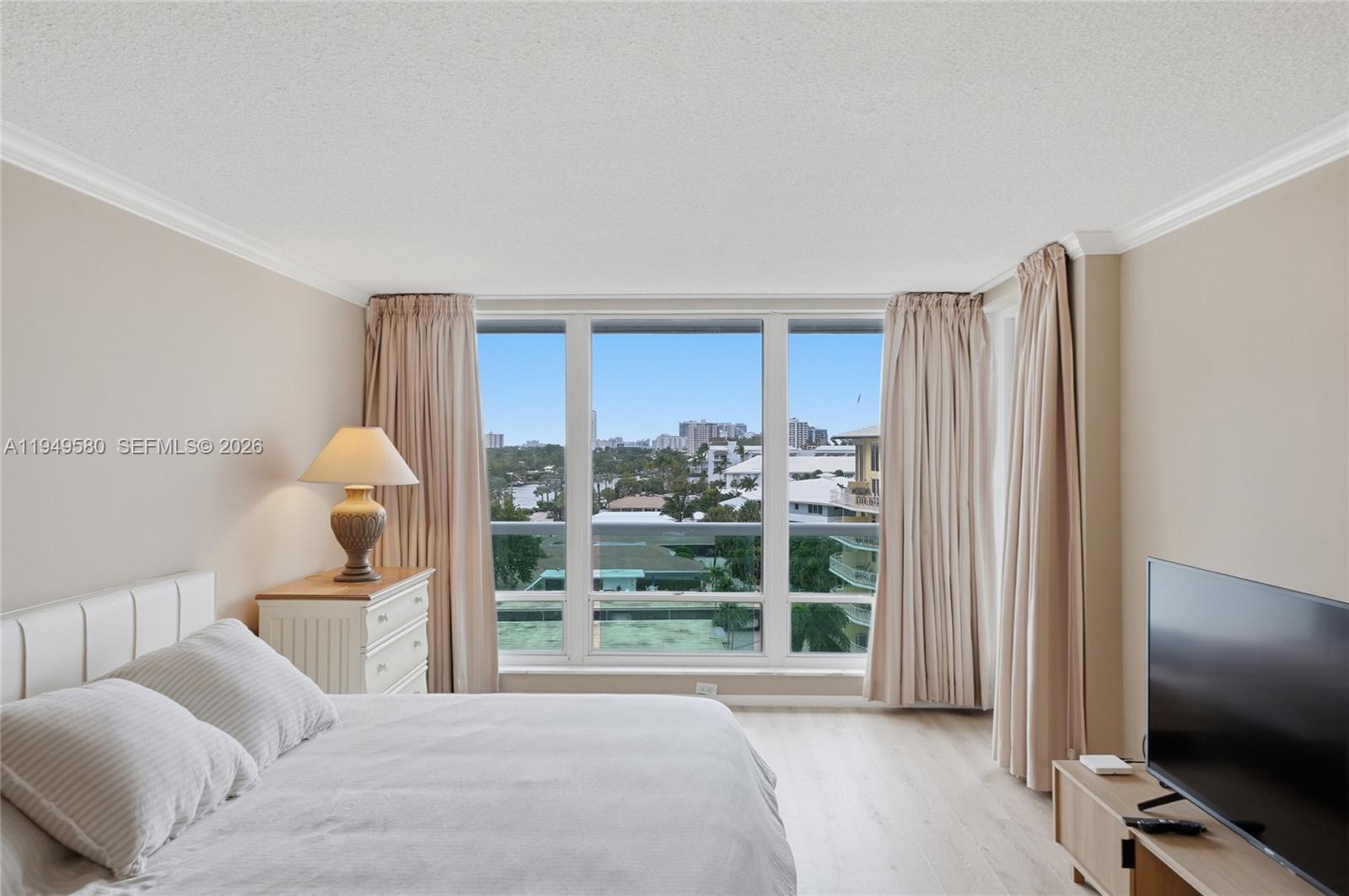 2100 S Ocean Lane 503