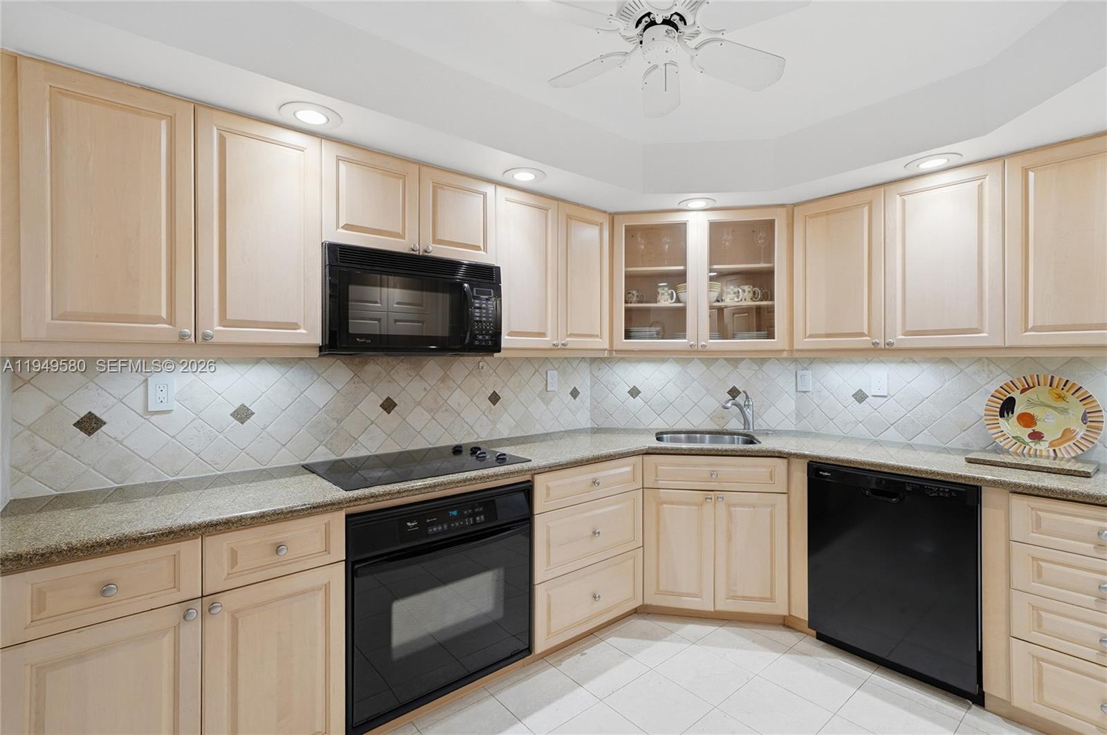 2100 S Ocean Lane 503
