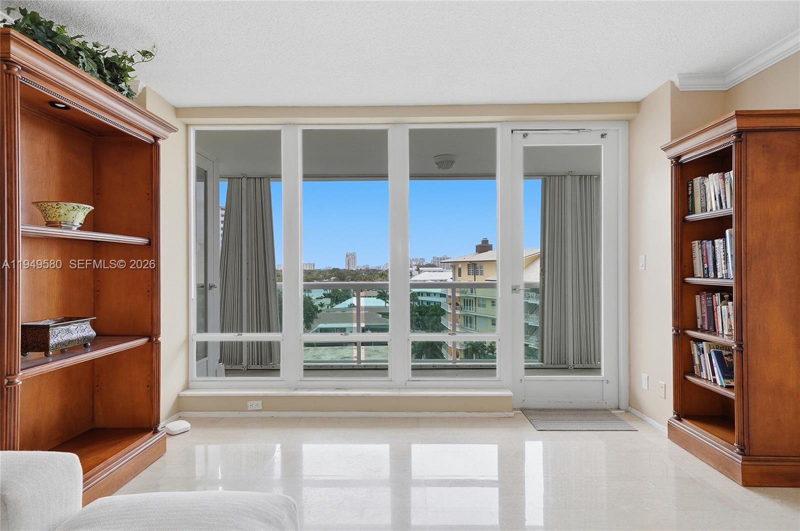 2100 S Ocean Lane 503