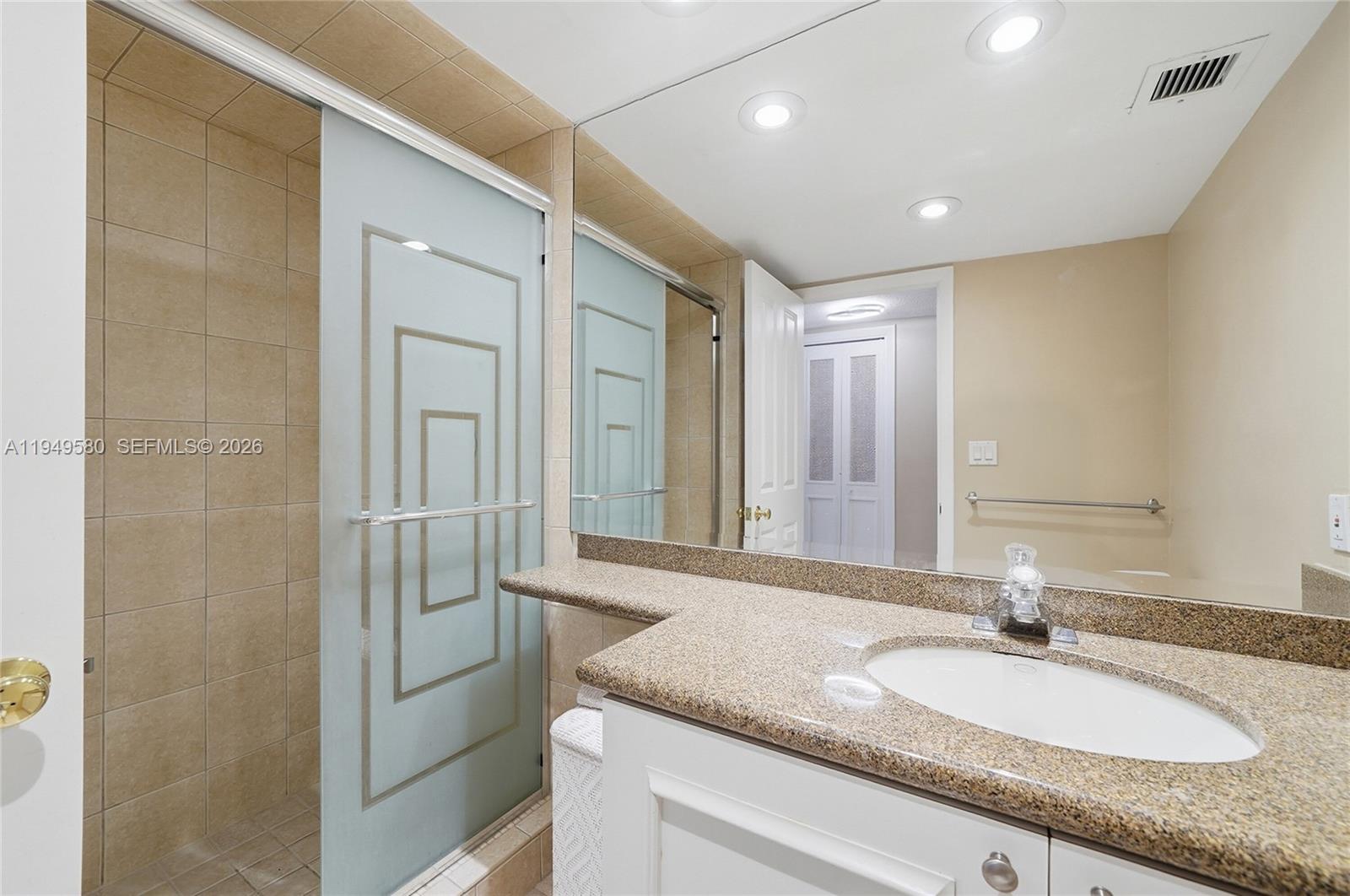 2100 S Ocean Lane 503