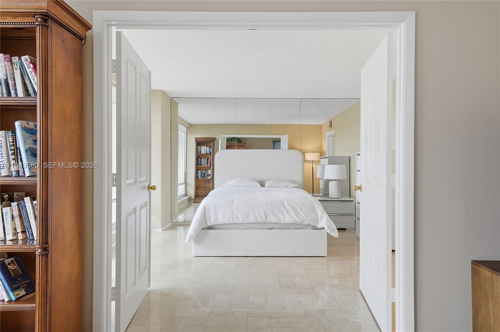 2100 S Ocean Lane 503