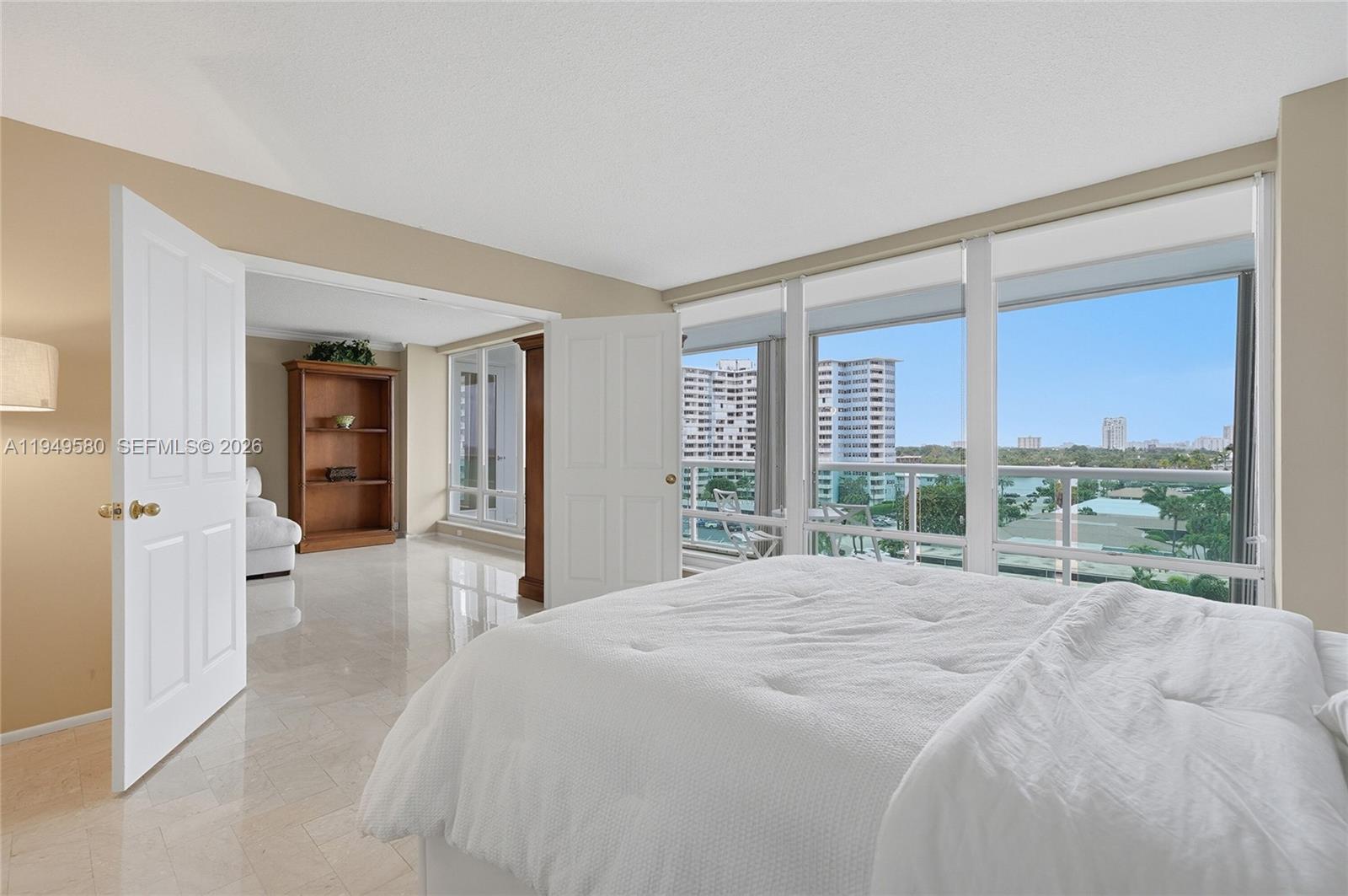 2100 S Ocean Lane 503
