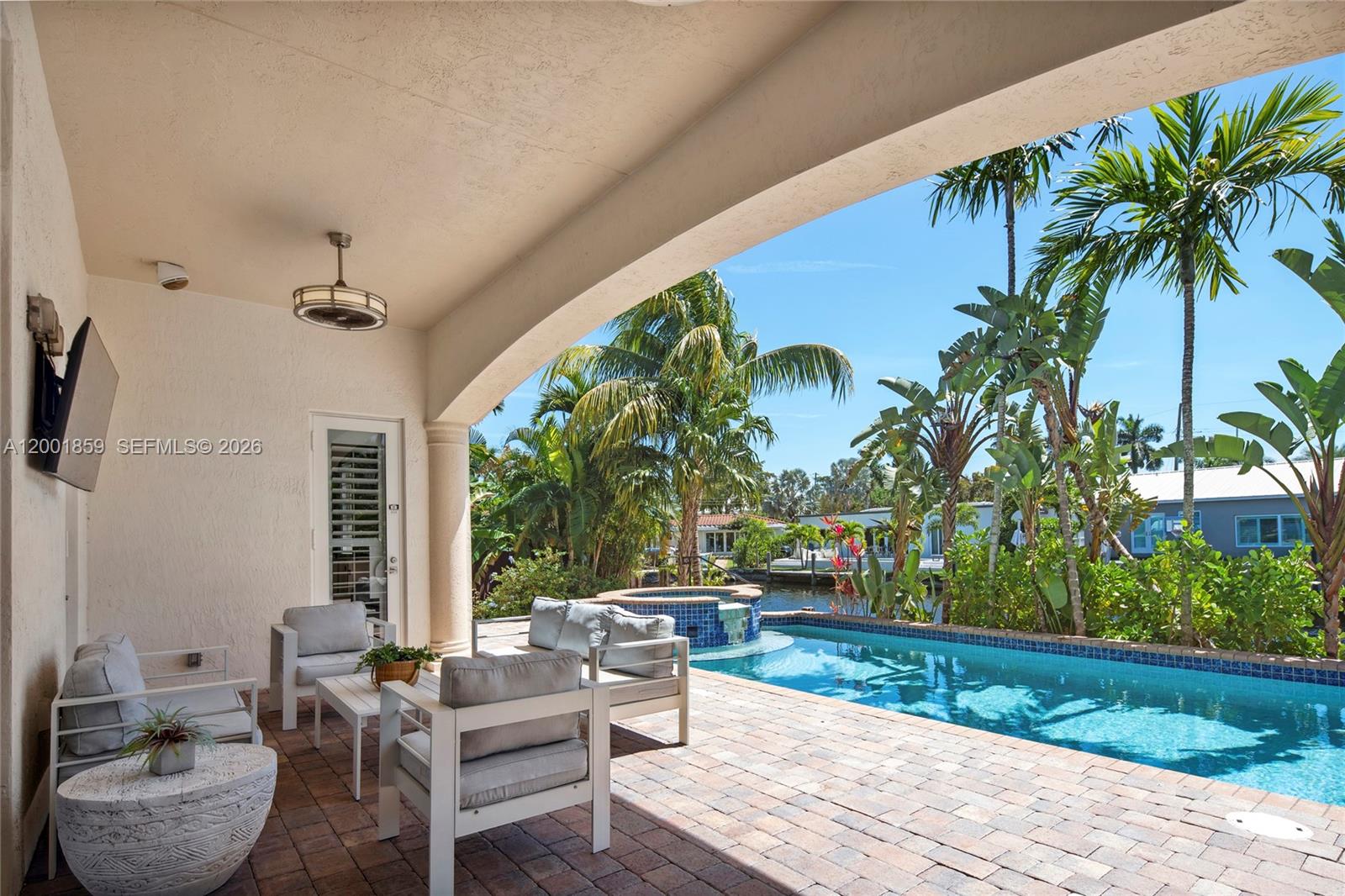 1008 Mandarin Isle