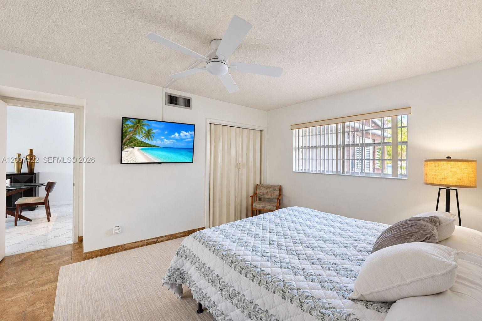 455 Paradise Isle Boulevard 104