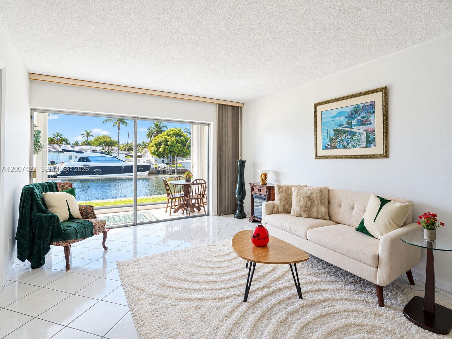 455 Paradise Isle Boulevard 104