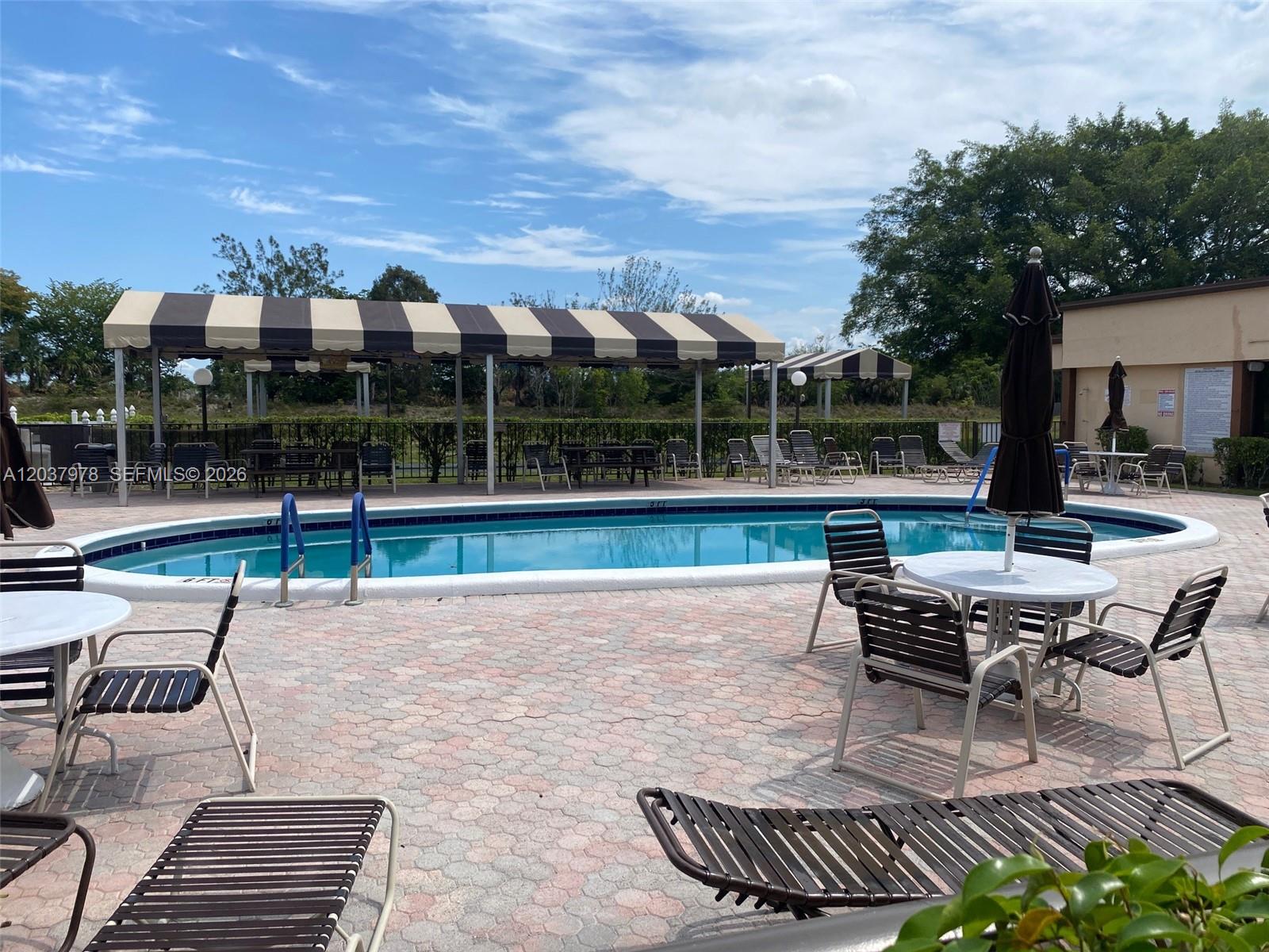 8861 Sunrise Lakes Boulevard Unit: 311