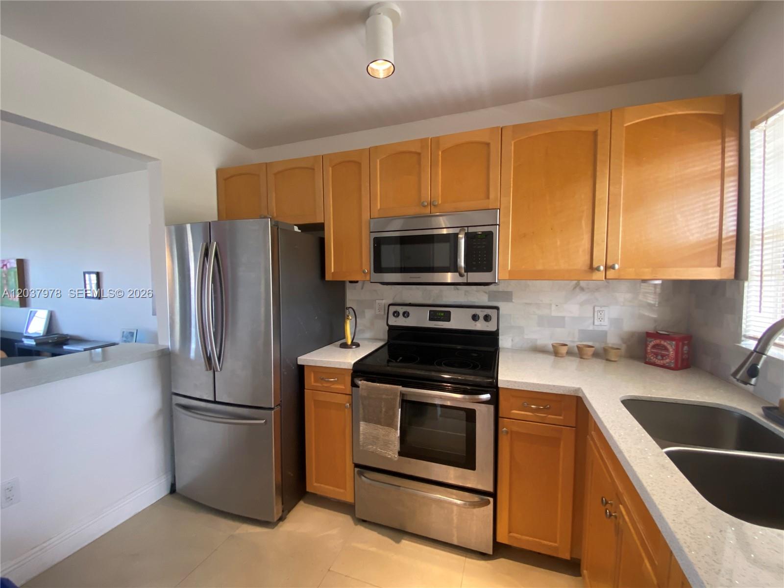 8861 Sunrise Lakes Boulevard Unit: 311