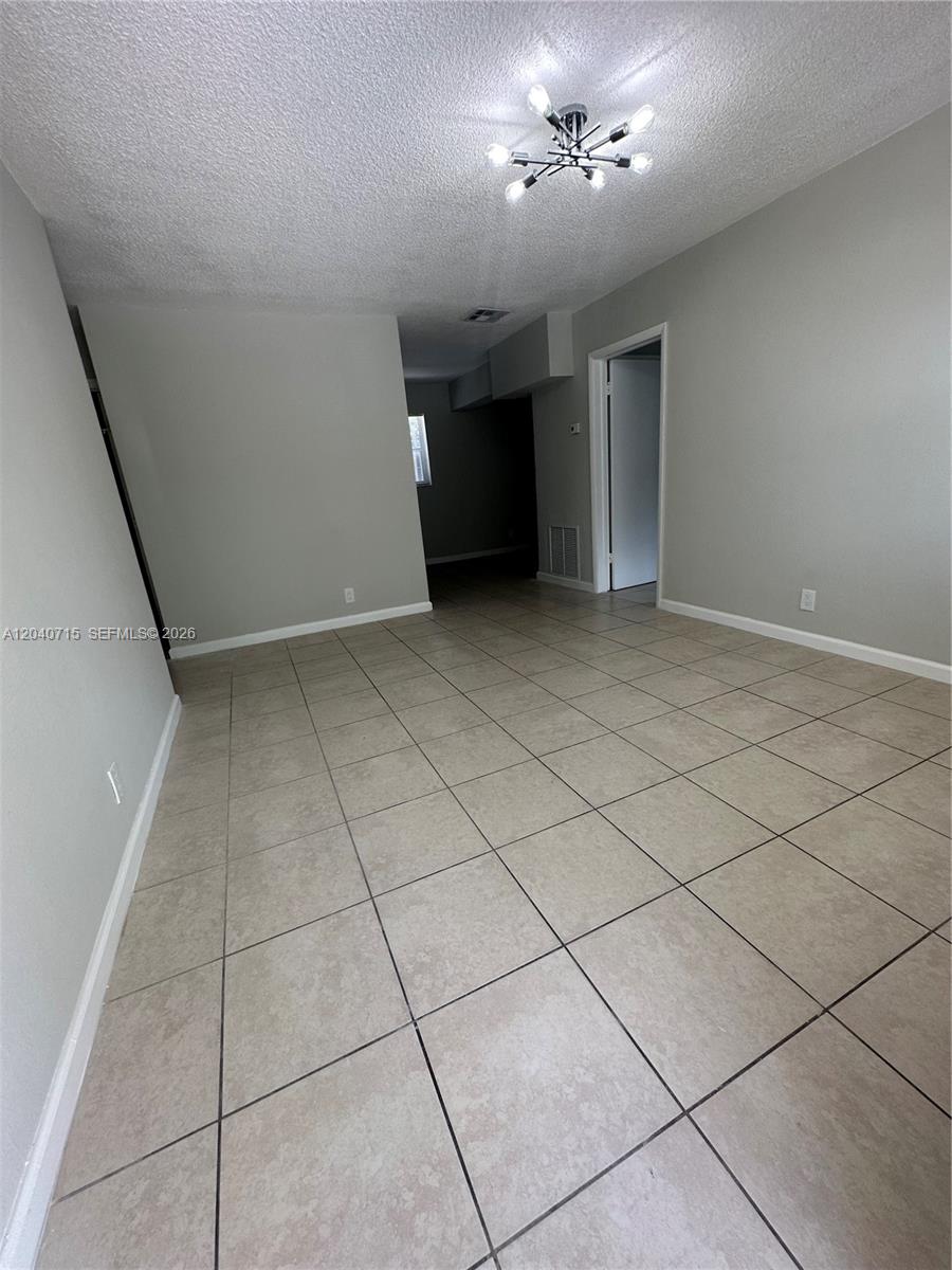 1645 NW 6th Avenue W W
