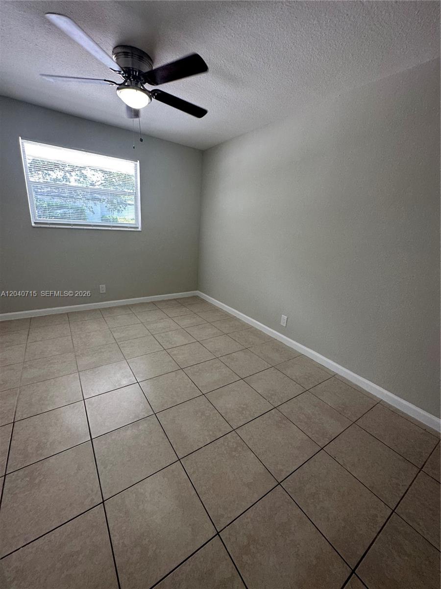 1645 NW 6th Avenue W W
